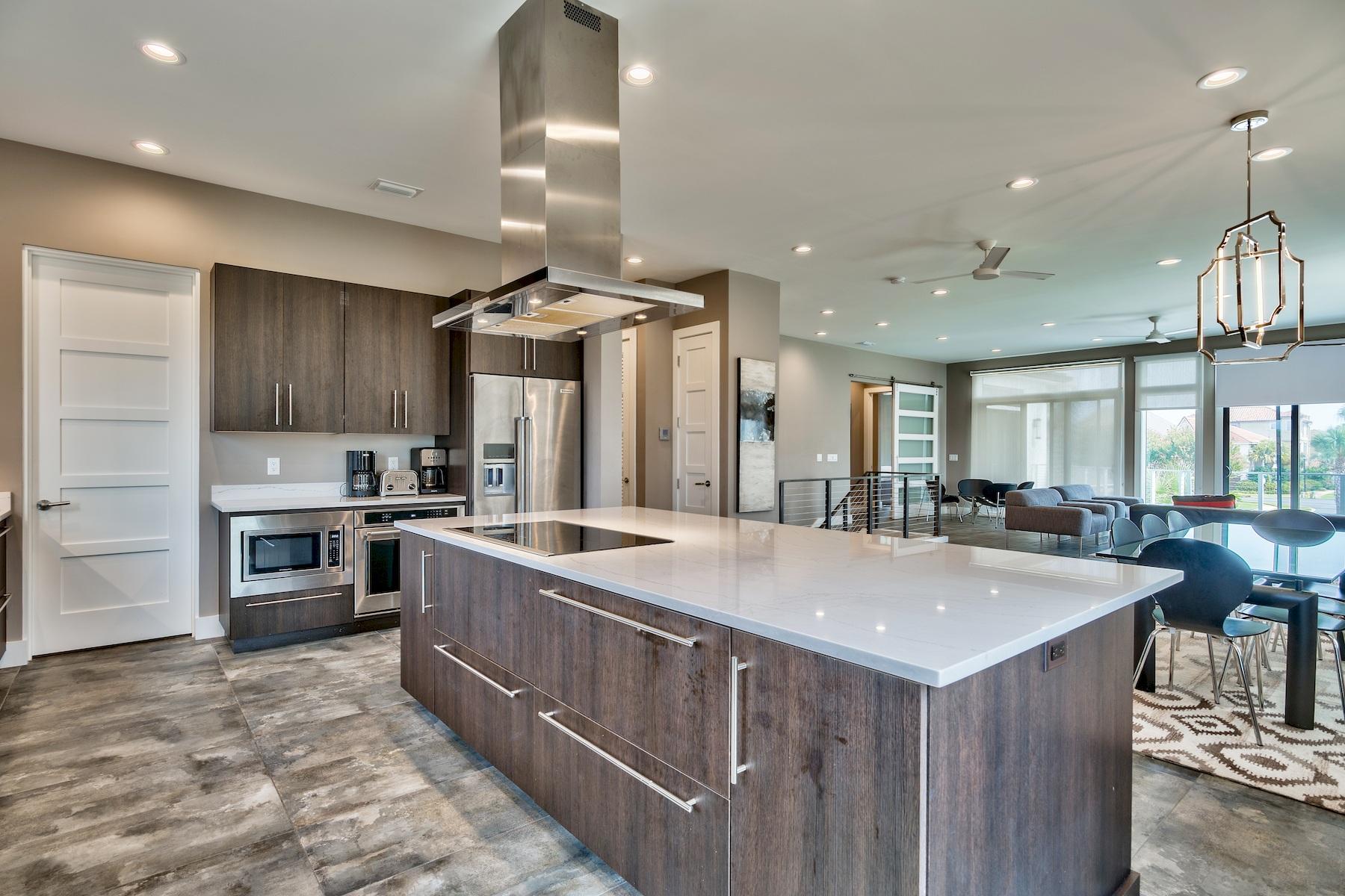 AVALON BEACH ESTATES - Residential