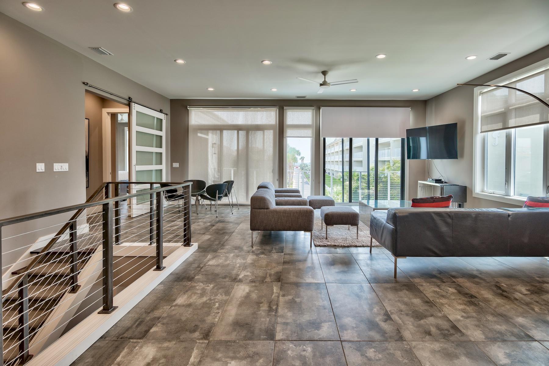 AVALON BEACH ESTATES - Residential