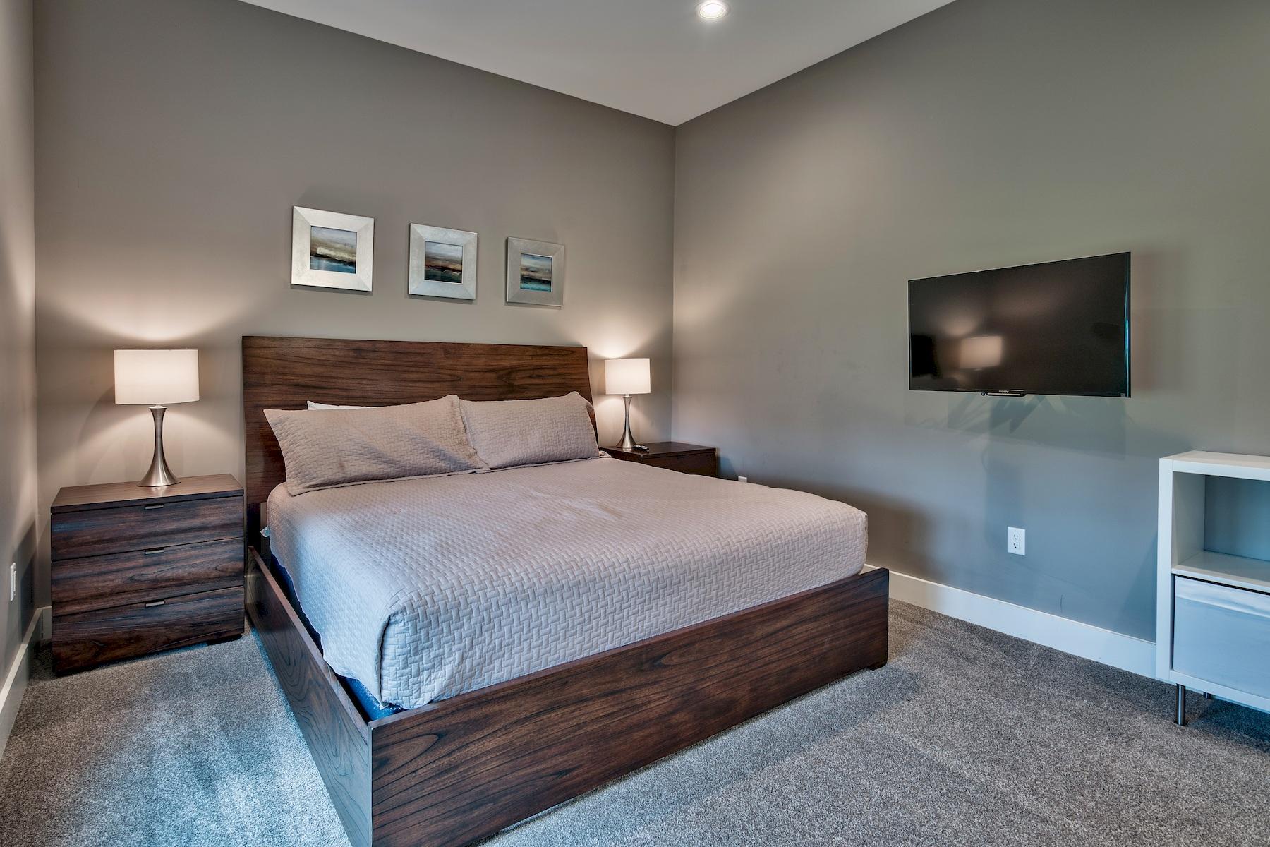 AVALON BEACH ESTATES - Residential