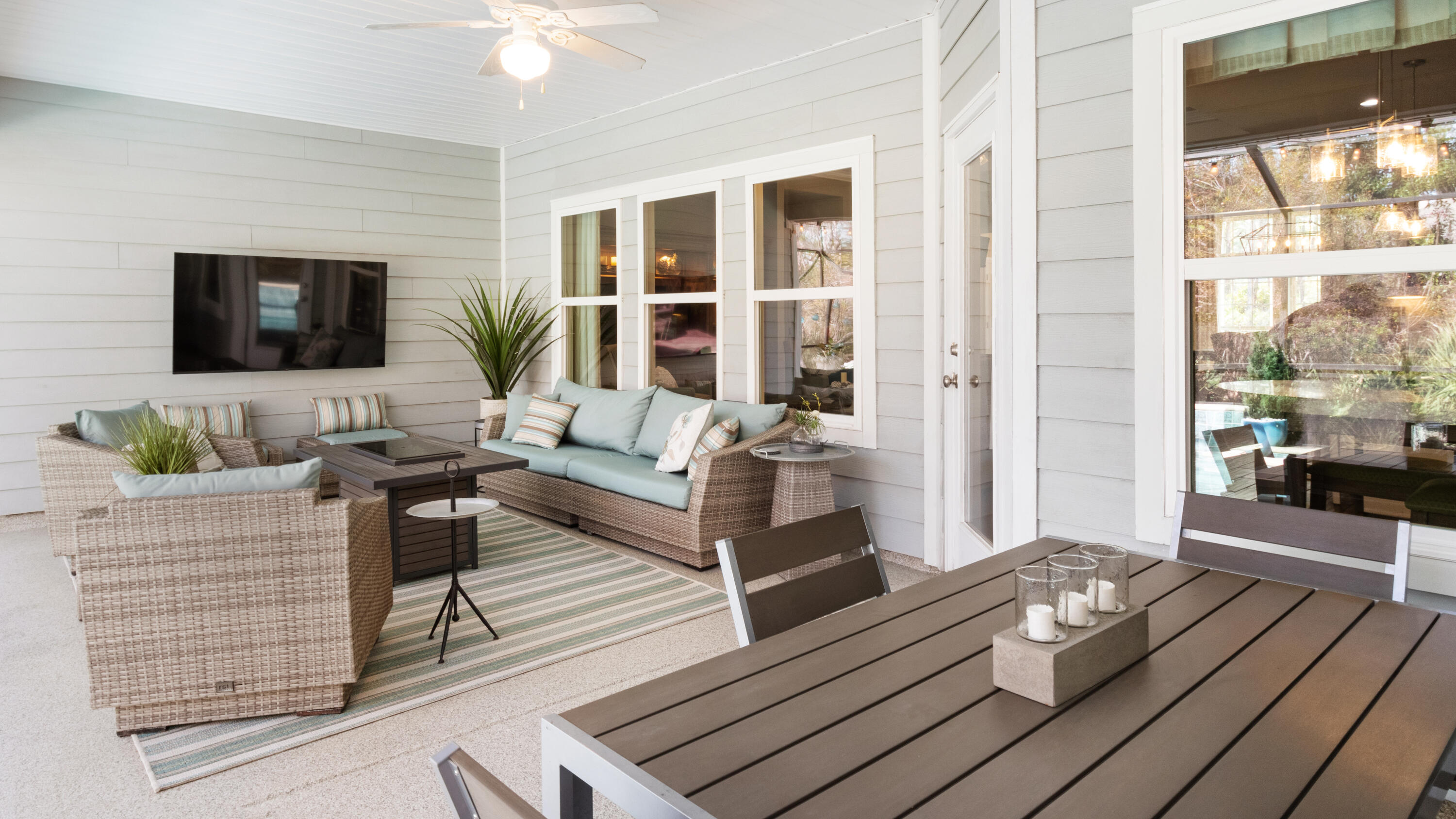 MUSSETT BAYOU MANOR - Residential