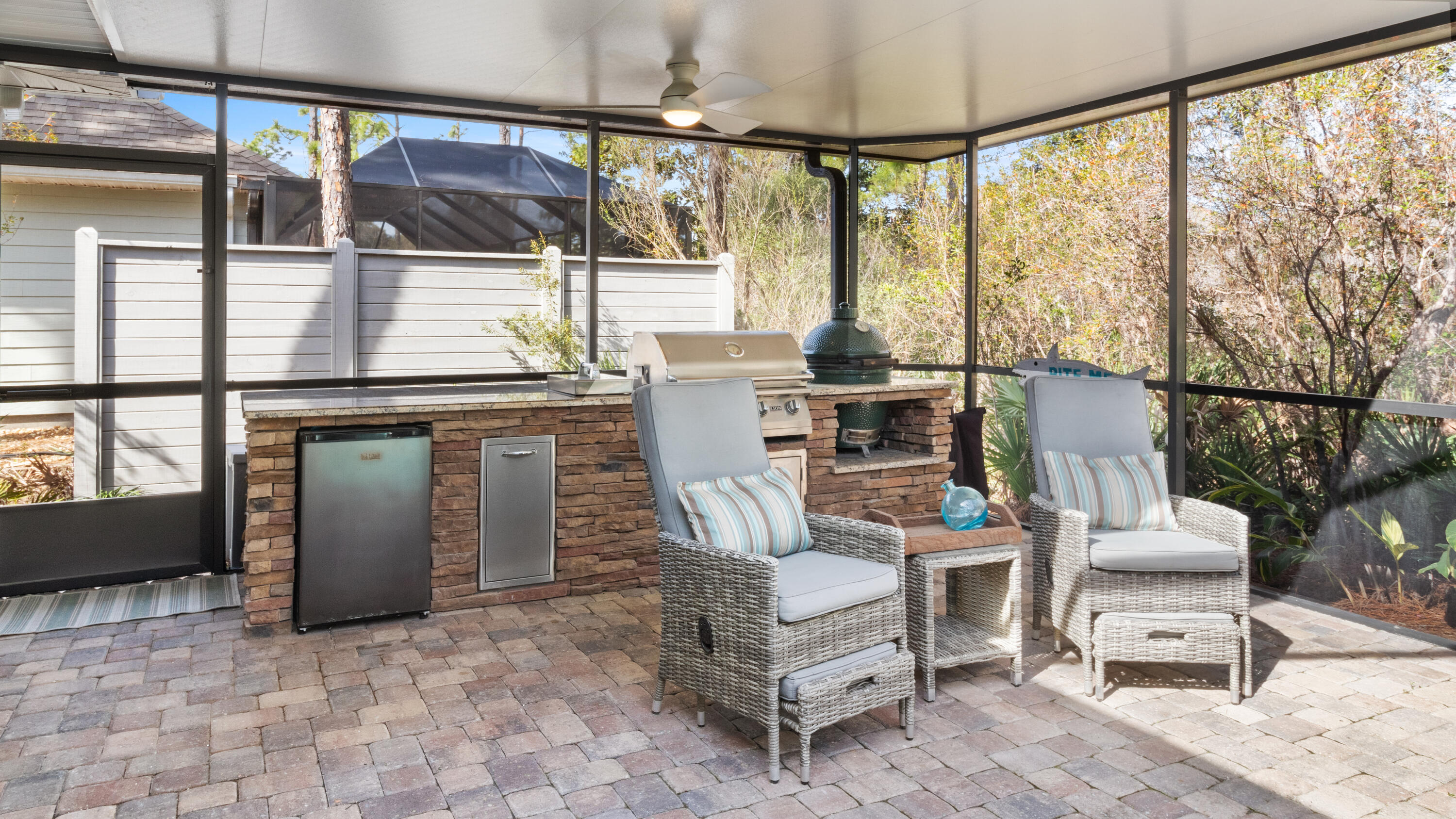 MUSSETT BAYOU MANOR - Residential