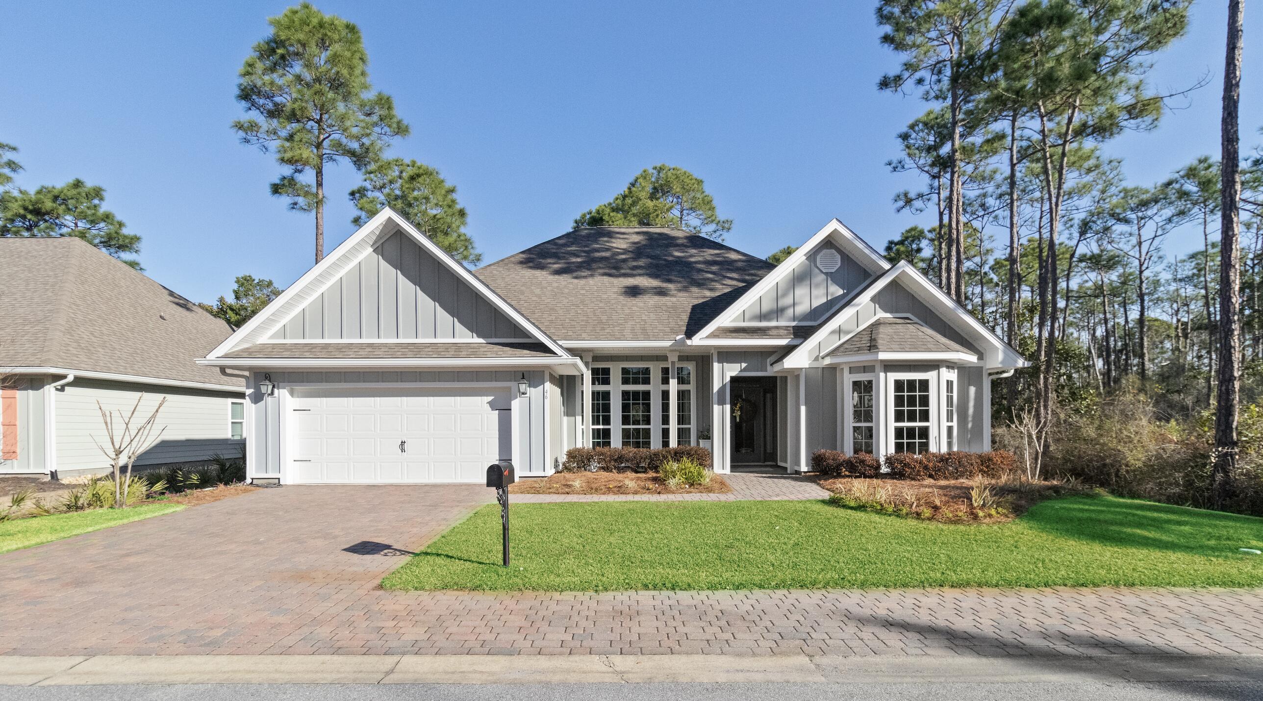 MUSSETT BAYOU MANOR - Residential