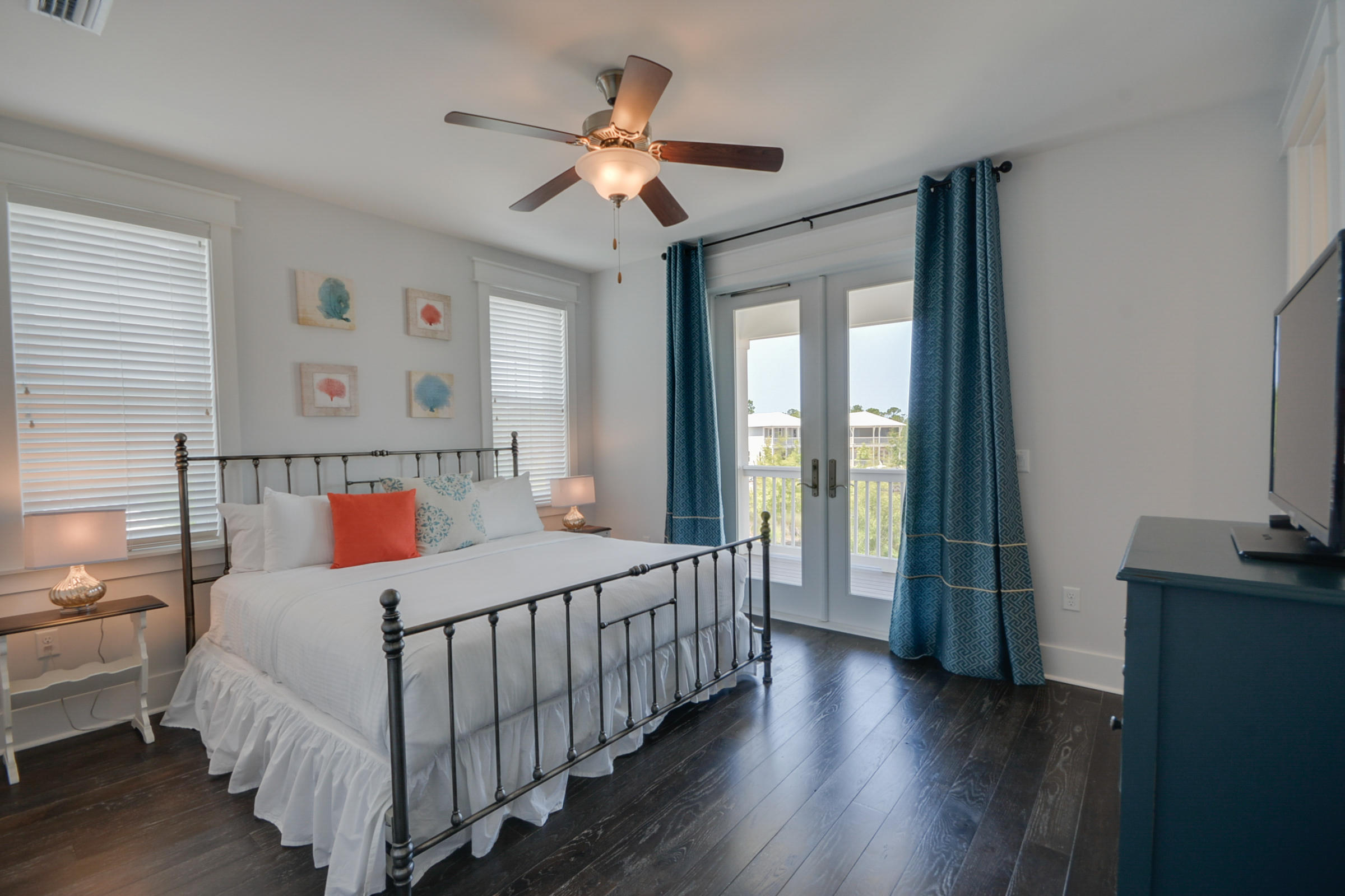 NATUREWALK AT SEAGROVE - Residential