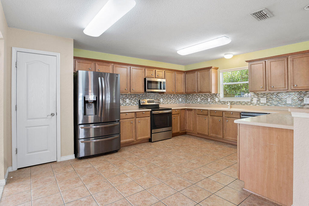 DRIFTWOOD ESTATES - Residential