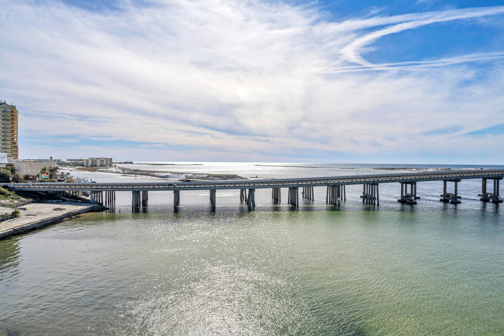 SIDES MORENO POINT WEST - Residential