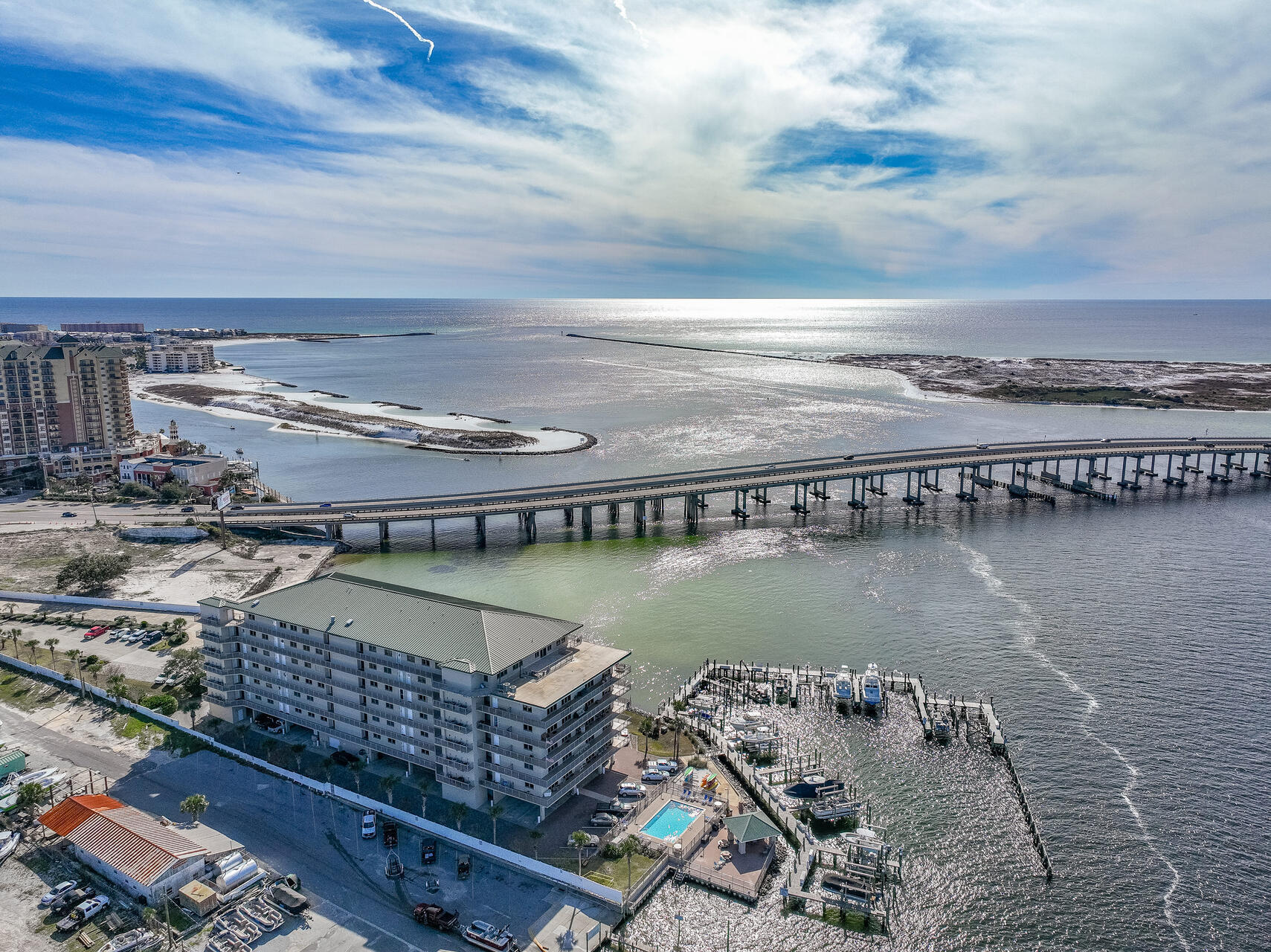 SIDES MORENO POINT WEST - Residential