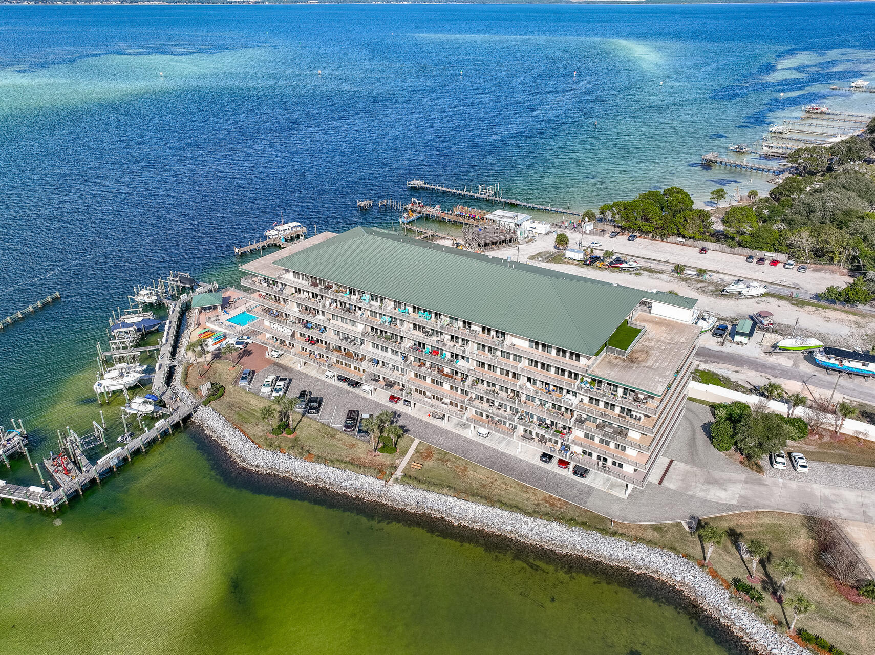 SIDES MORENO POINT WEST - Residential