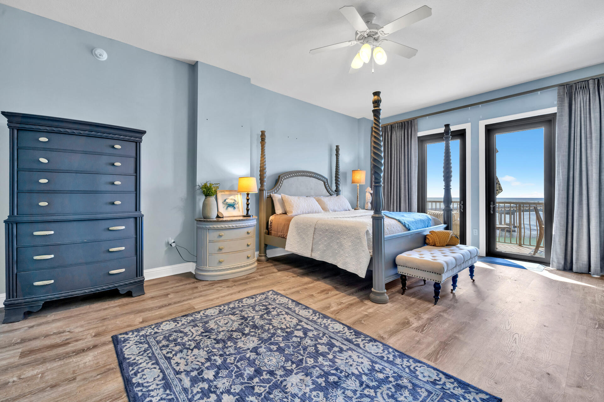 SIDES MORENO POINT WEST - Residential