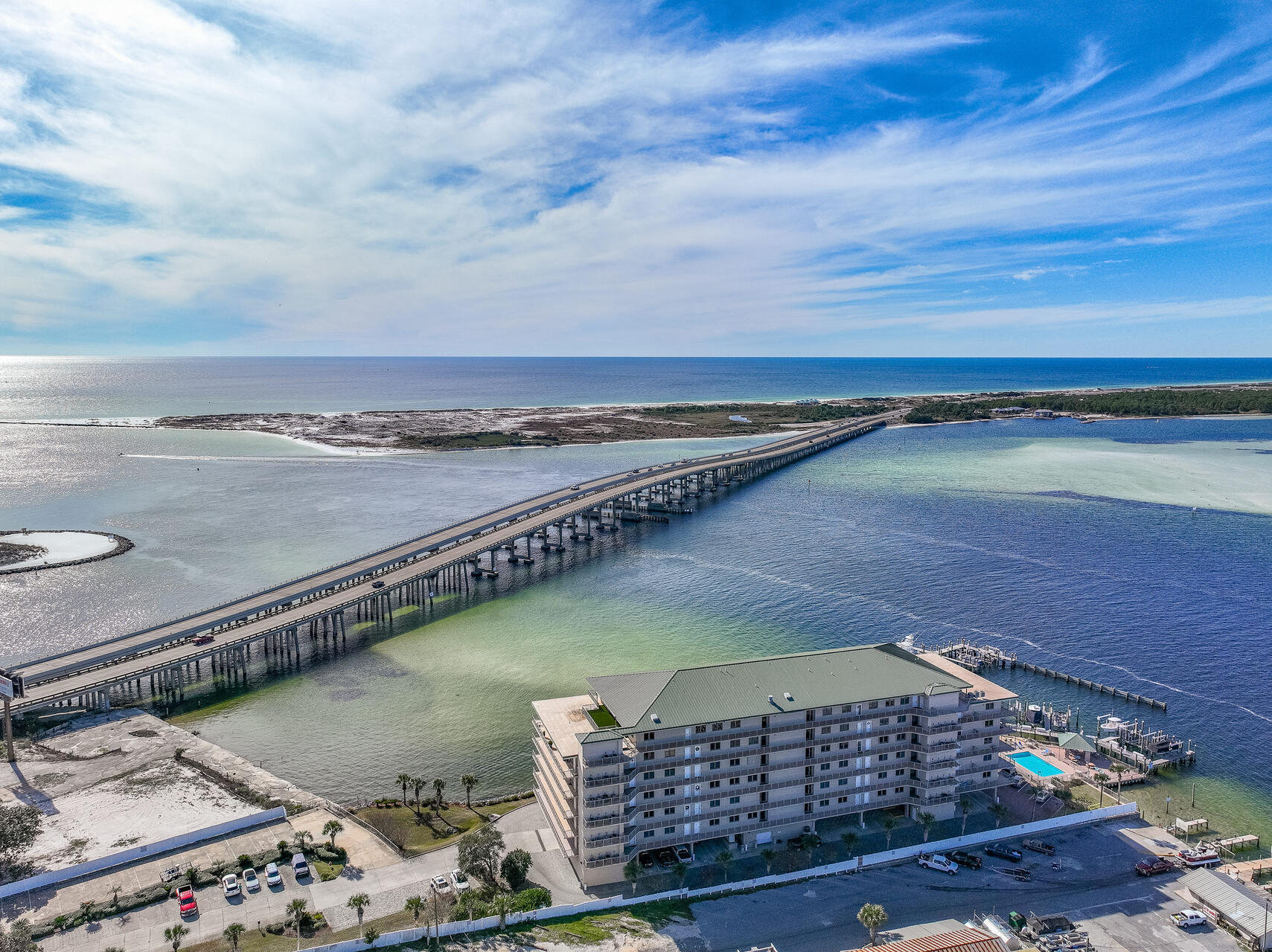 SIDES MORENO POINT WEST - Residential