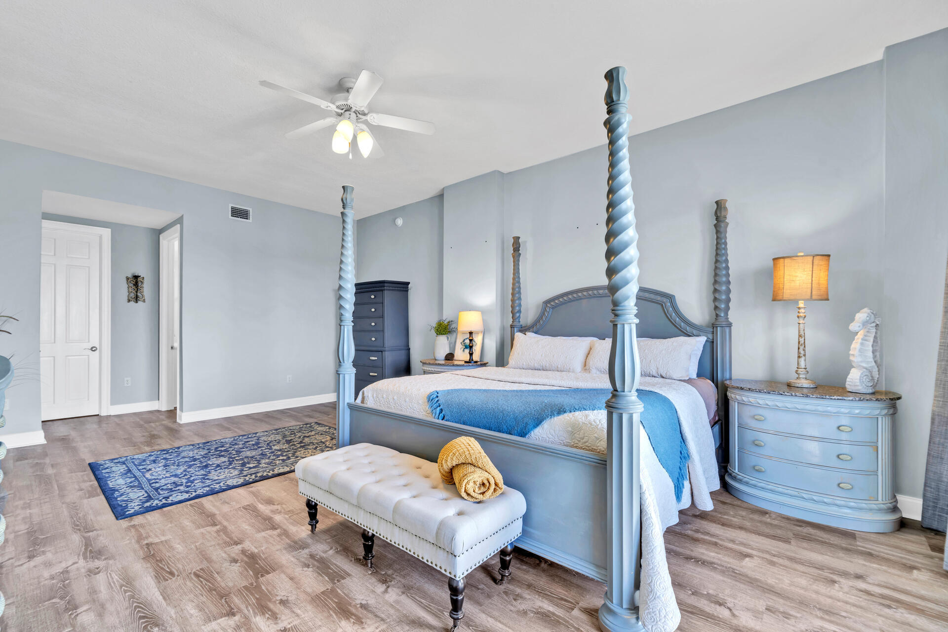 SIDES MORENO POINT WEST - Residential