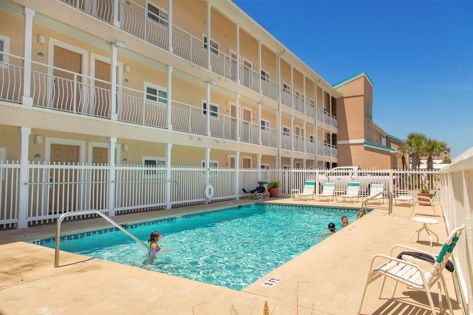 CRYSTAL SANDS CONDO - Residential