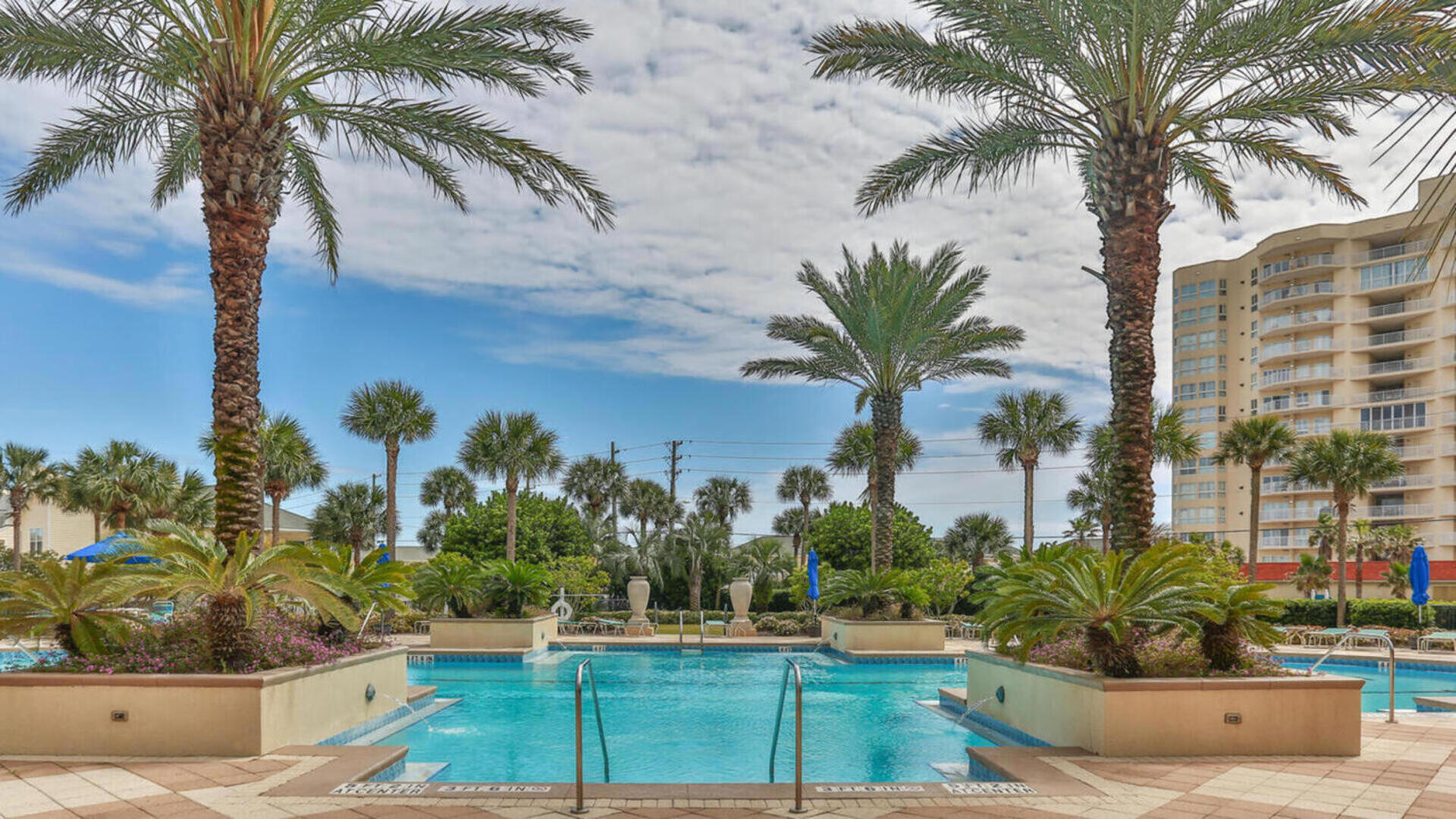 HARBOR LANDING - Residential