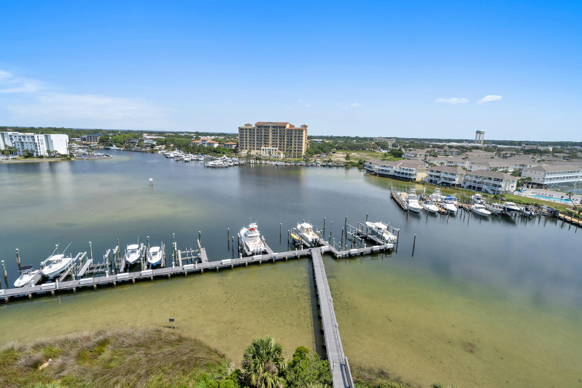 HARBOR LANDING - Residential