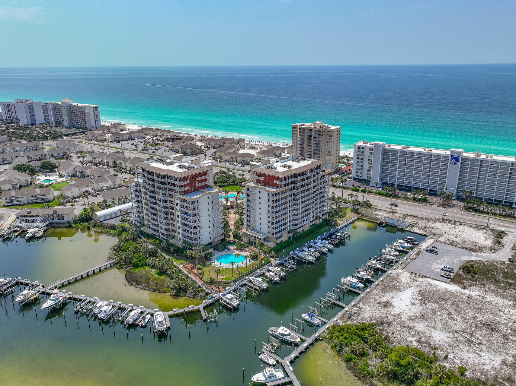 HARBOR LANDING - Residential