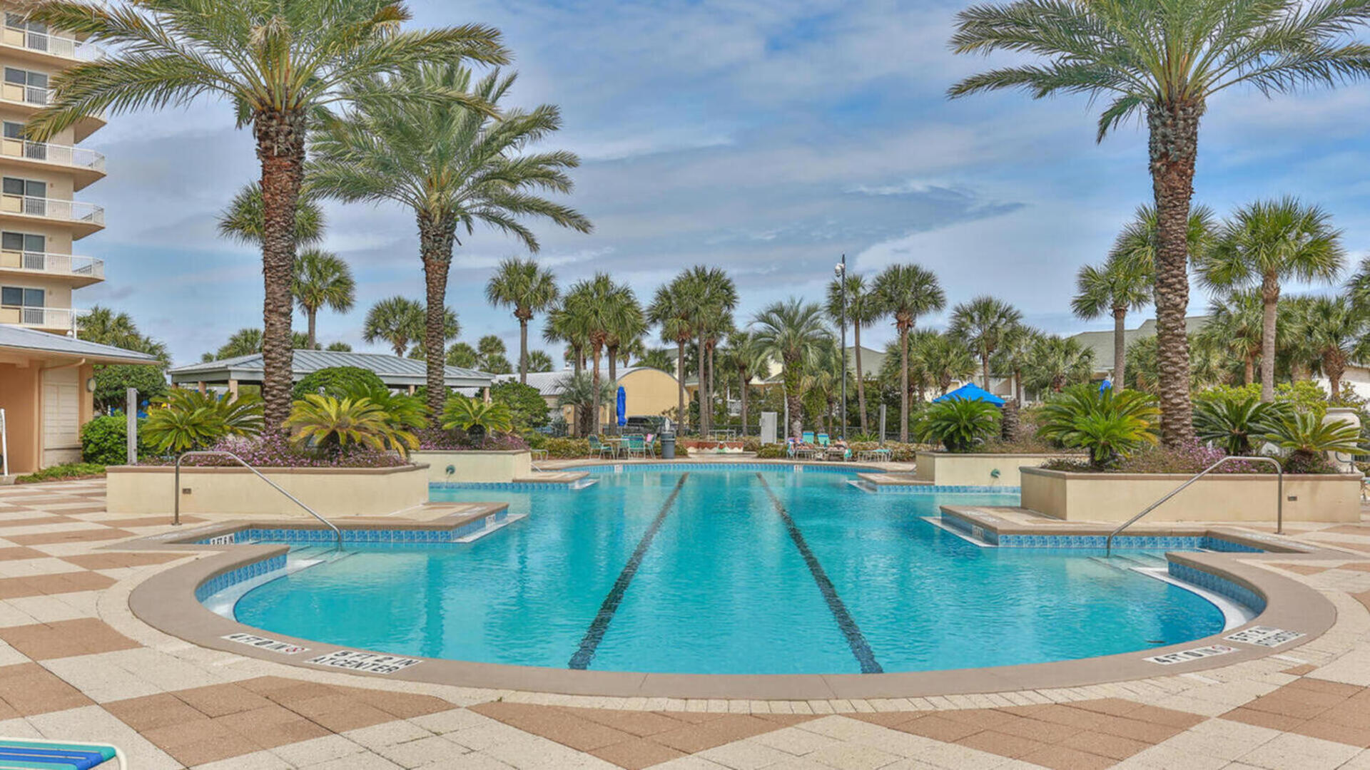 HARBOR LANDING - Residential