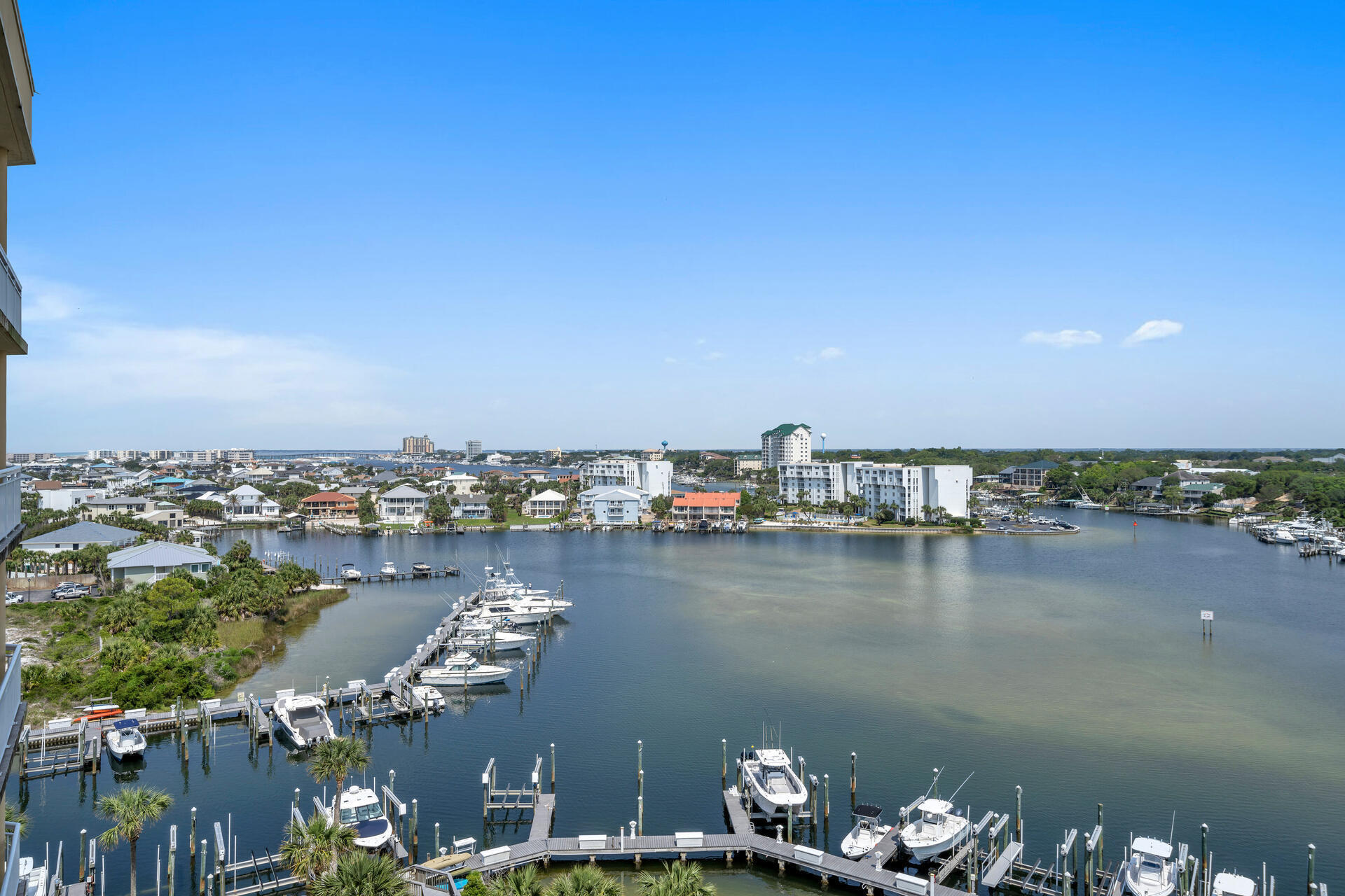 HARBOR LANDING - Residential