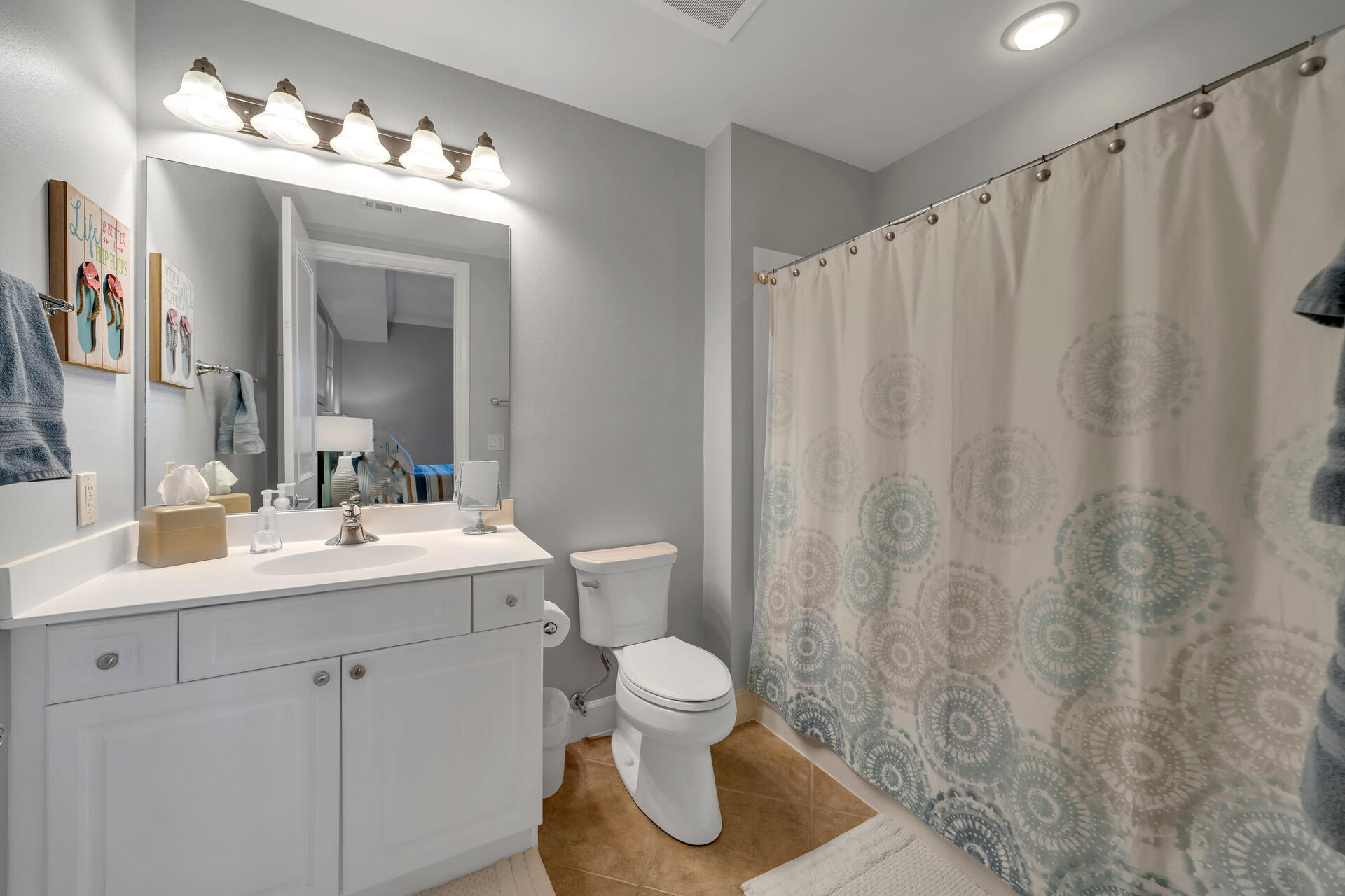 HARBOR LANDING - Residential