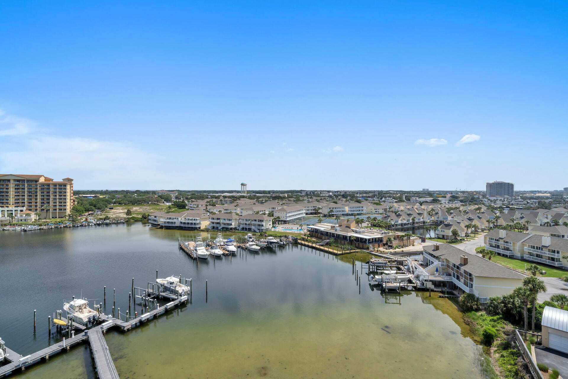 HARBOR LANDING - Residential