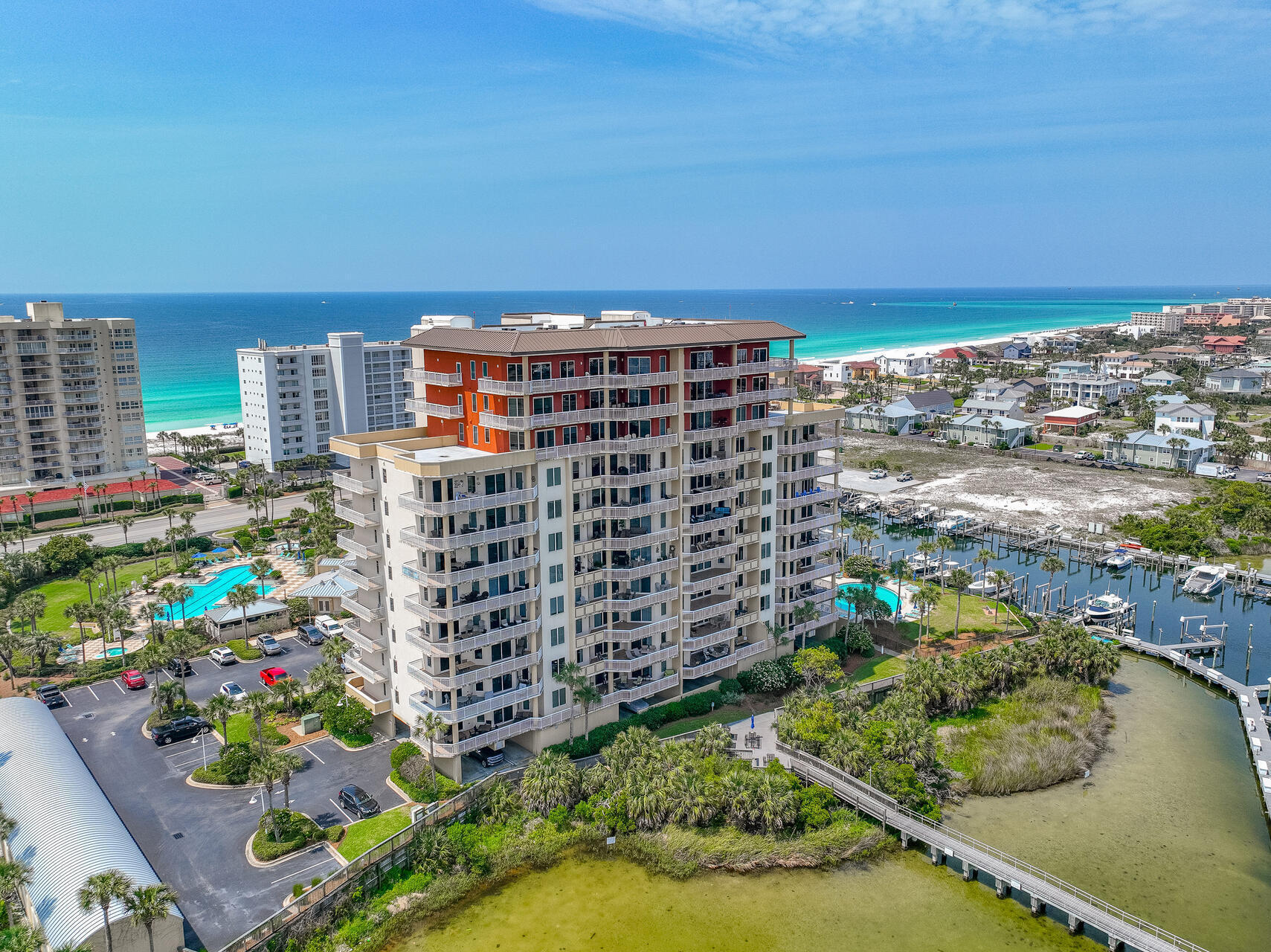 HARBOR LANDING - Residential