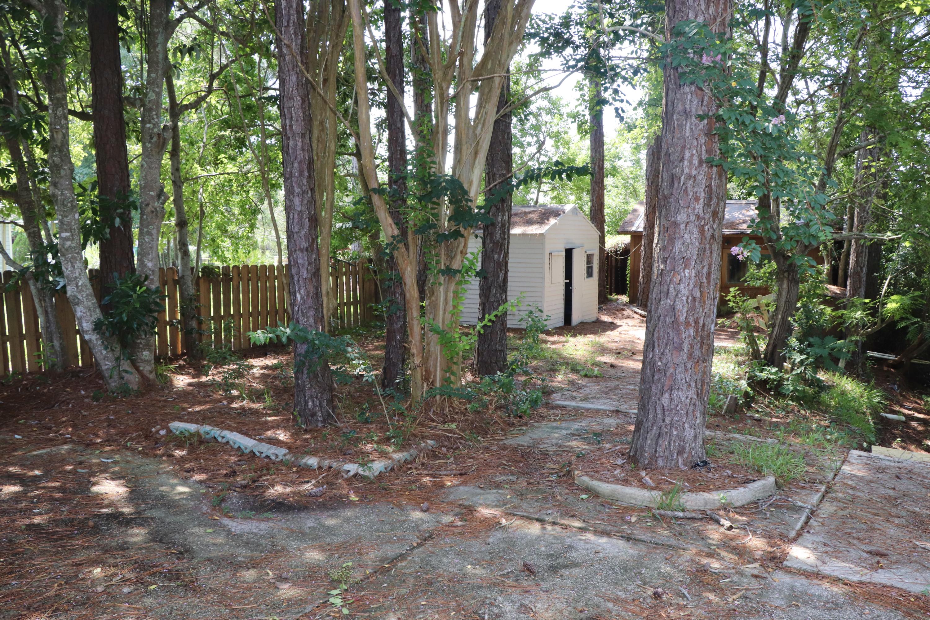 WYNNEHAVEN BEACH ESTATES - Residential