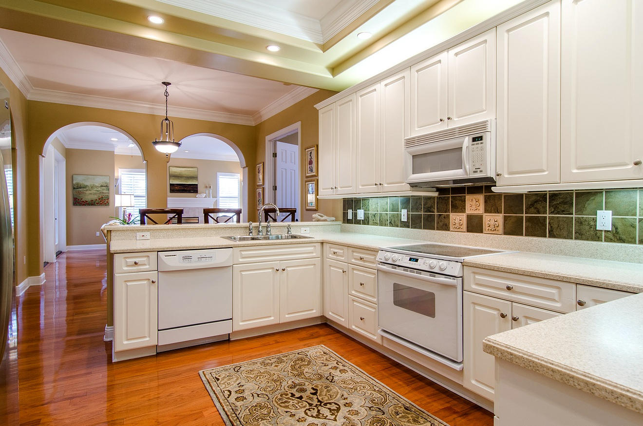 BURNT PINE - Residential