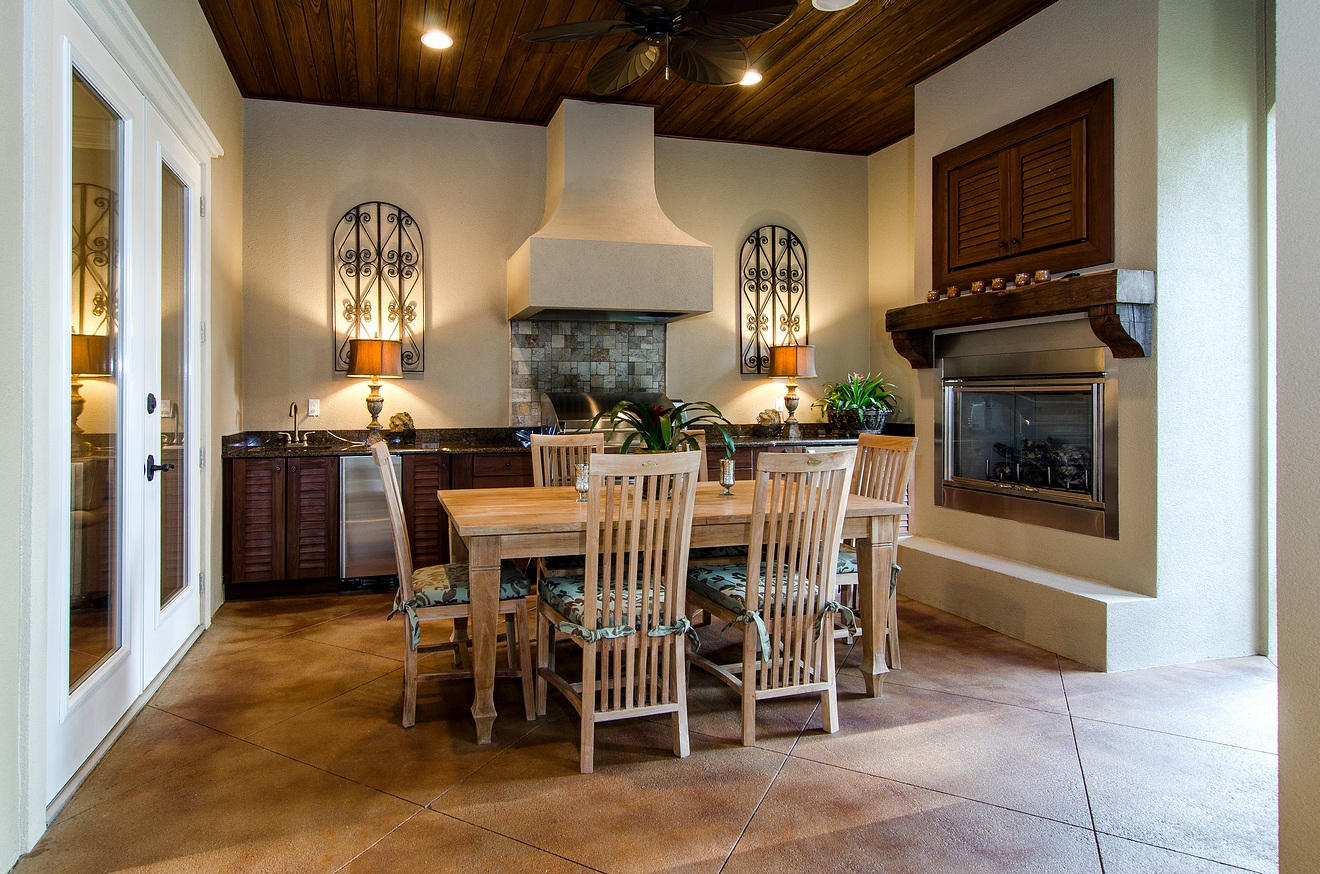 BURNT PINE - Residential