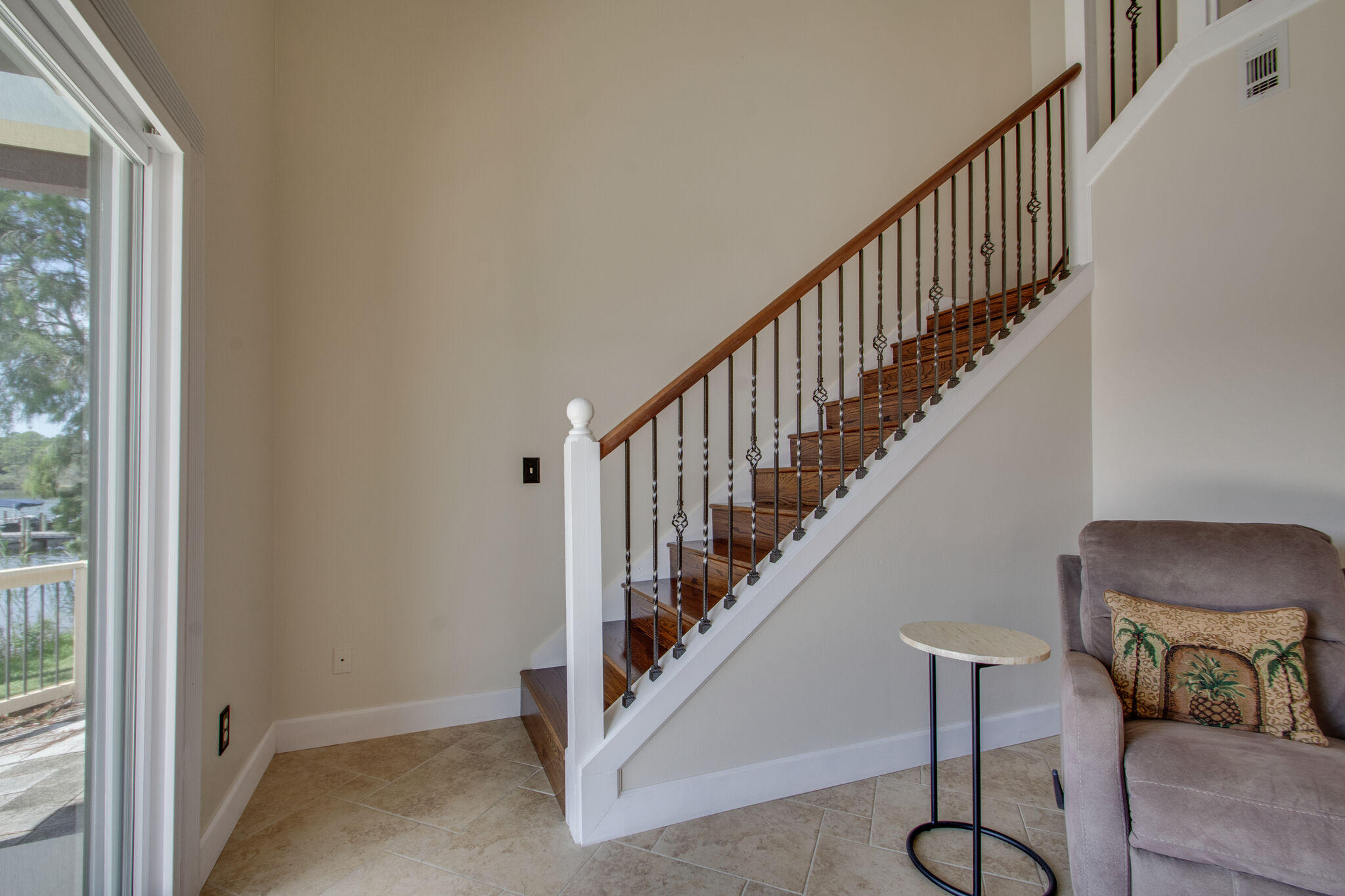 HIDDEN COVE T/H - Residential Lease