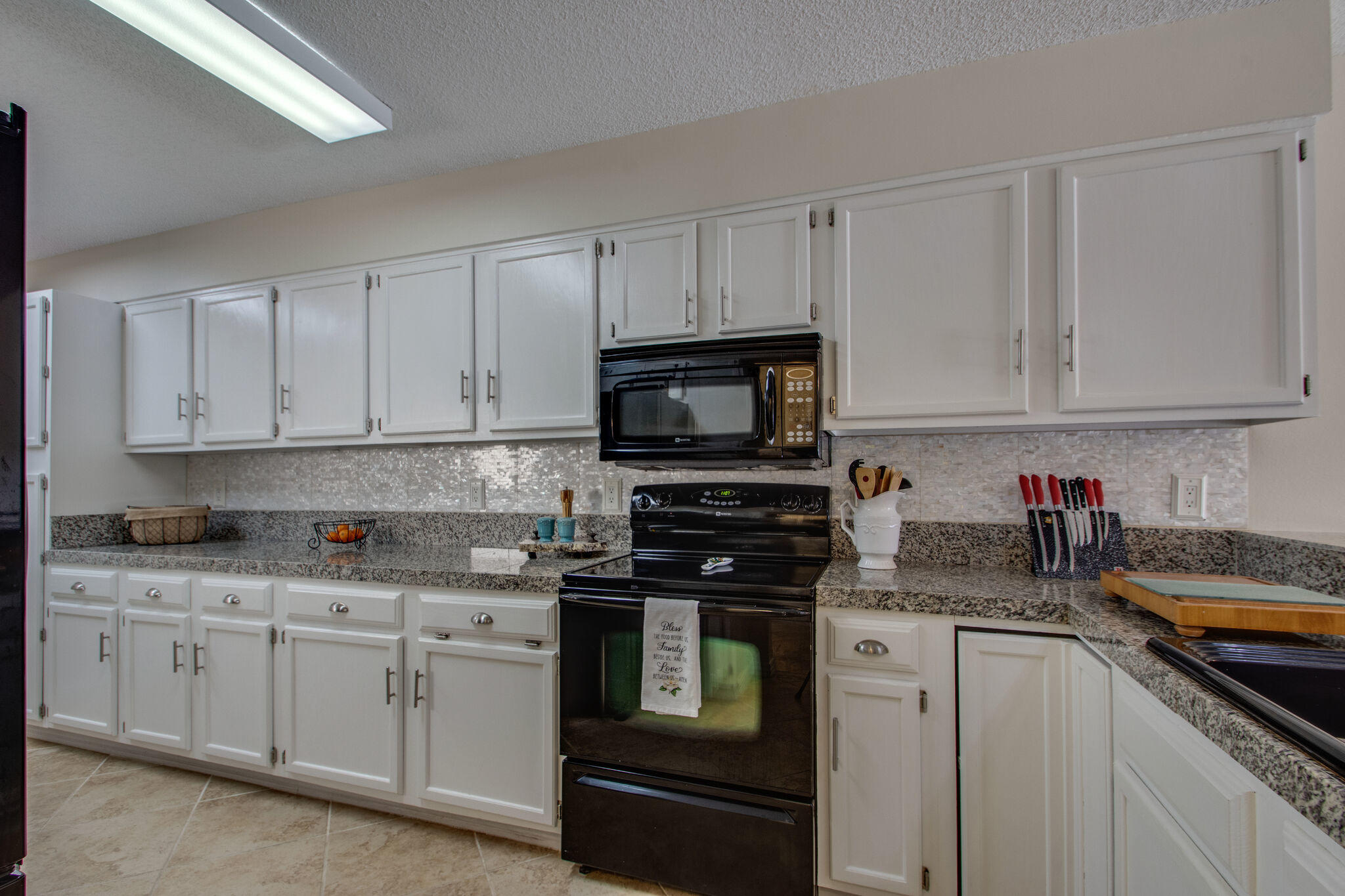 HIDDEN COVE T/H - Residential Lease