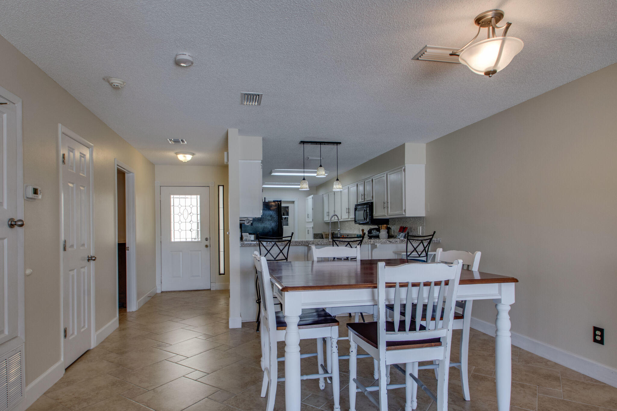 HIDDEN COVE T/H - Residential Lease