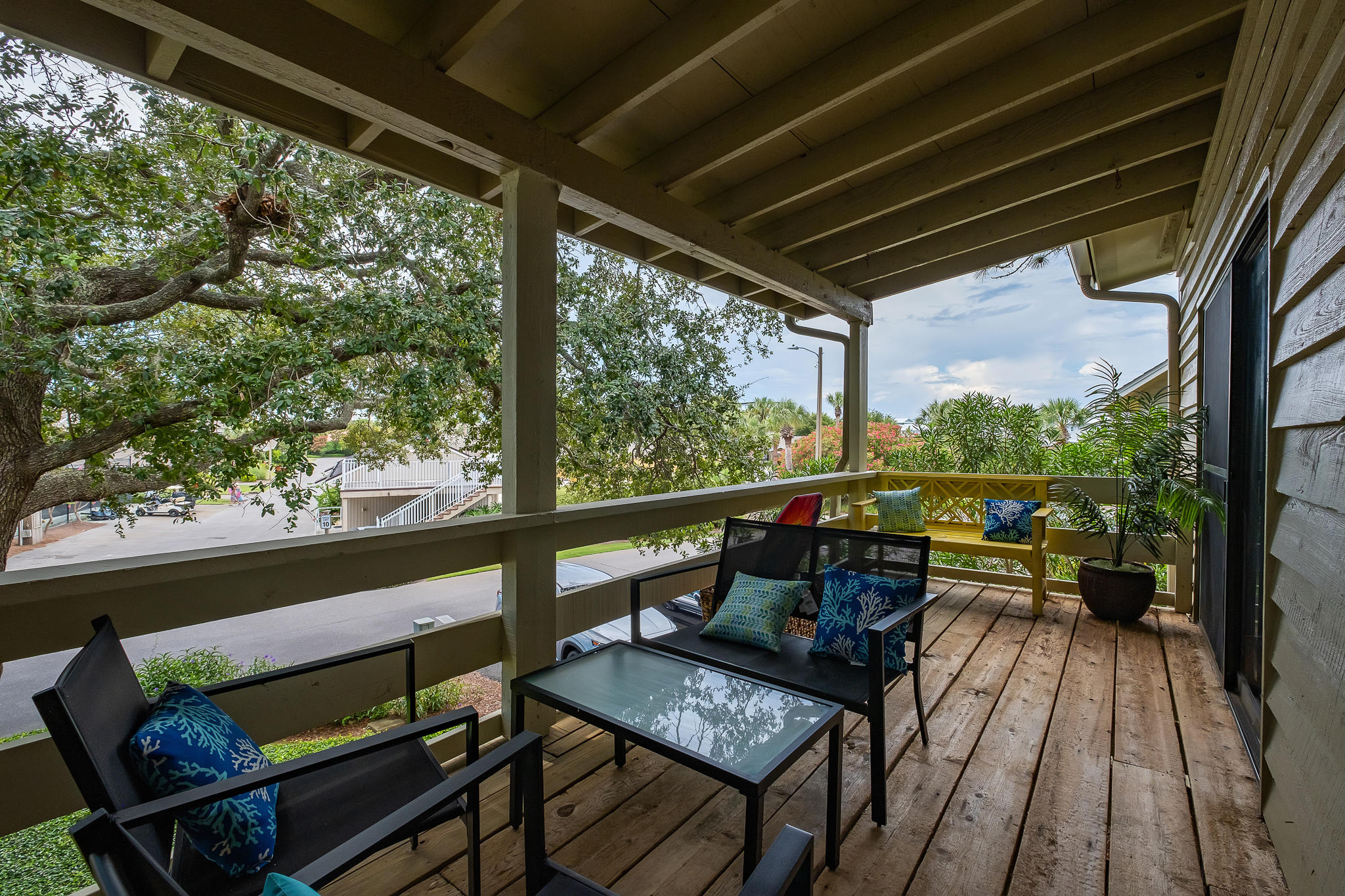 SEASCAPE CONDO GARDEN VILLA - Residential