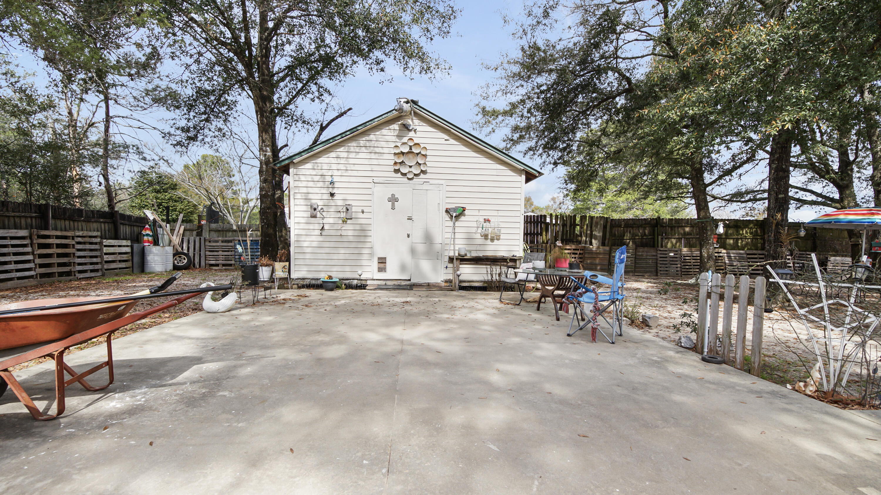 OAKWOOD HILLS UNIT 1 - Residential