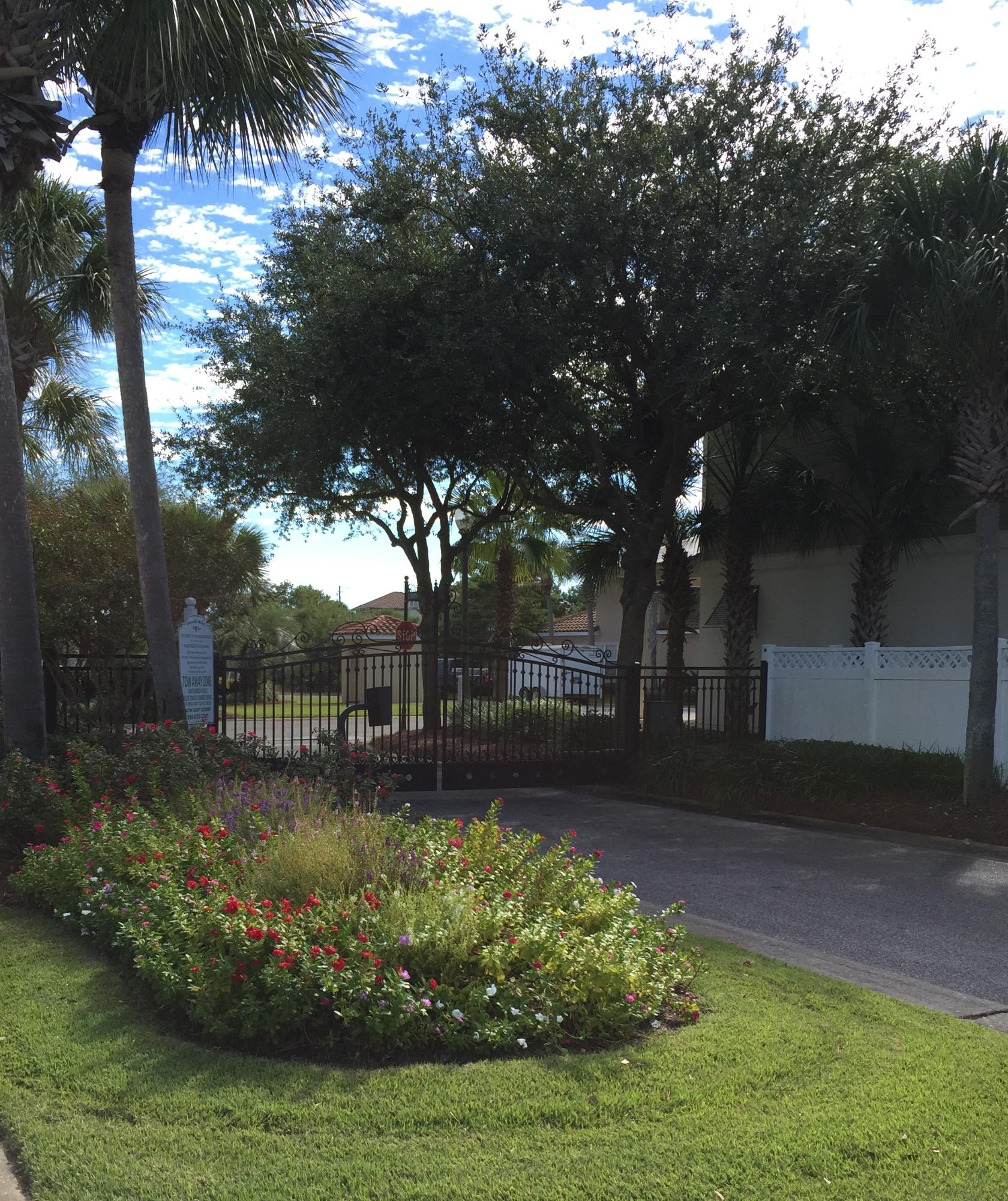 EMERALD WATERS VILLAGE - Land