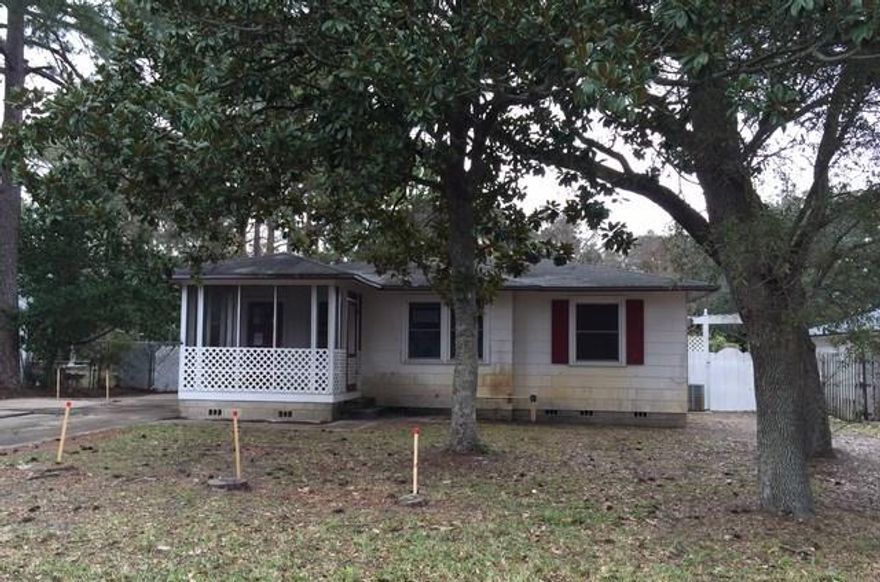 Charming 3 Bed 1 Bath home located in the Ocean City Community. Featuring a Detached 1 car garage & beautiful wood floors in part of the home, don't miss out on this Wonderful Opportunity! This property is considered Insurable with Escrow by a FHA Appraiser. Buyers may escrow funds for repairs after the close of escrow & the amount is added to the loan balance of the standard FHA Financing (203b). Please see attached Repair Escrow & PCR for details. Available to Owner Occupants for 15 days from list date.