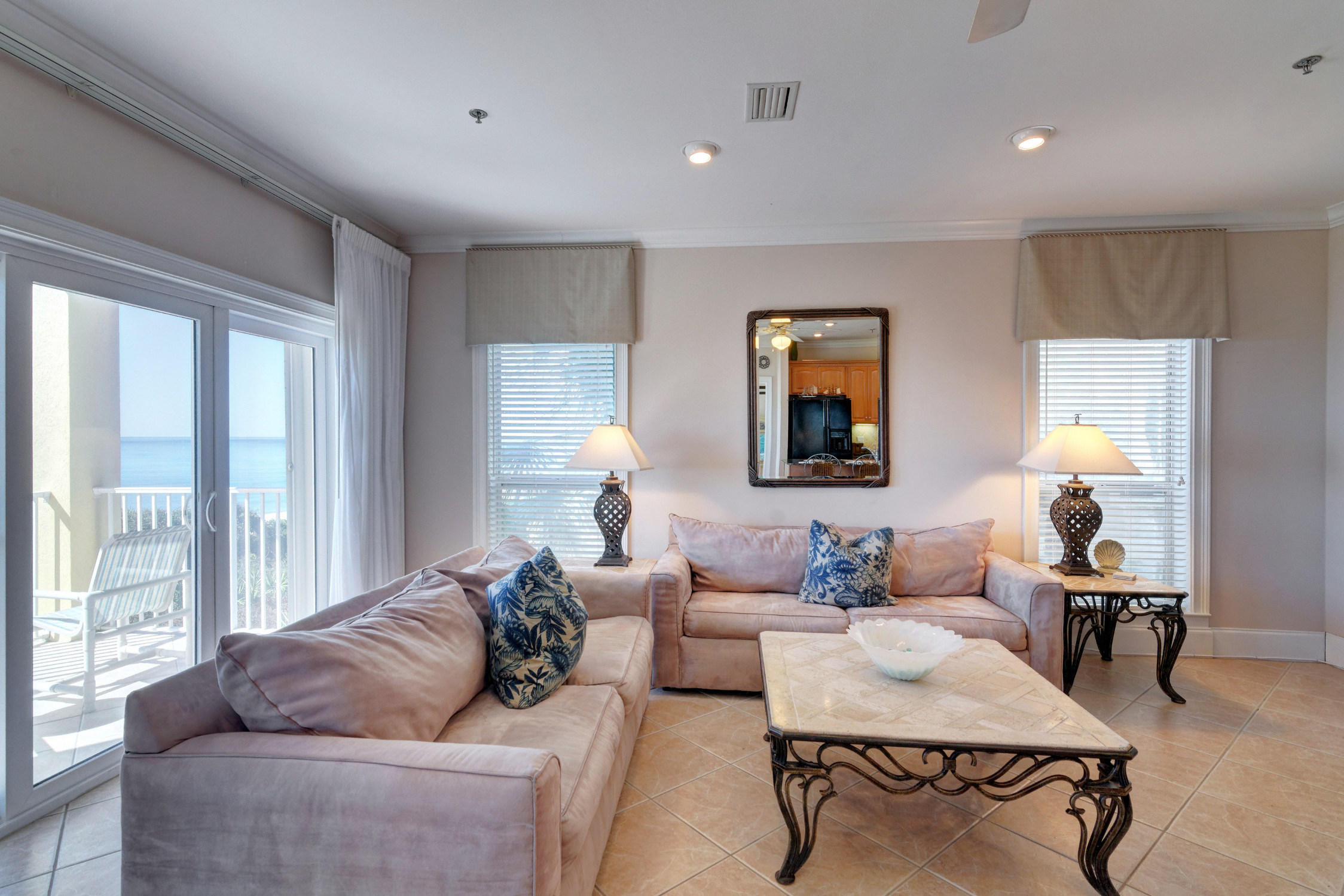 EMERALD SURF VILLAS - Residential