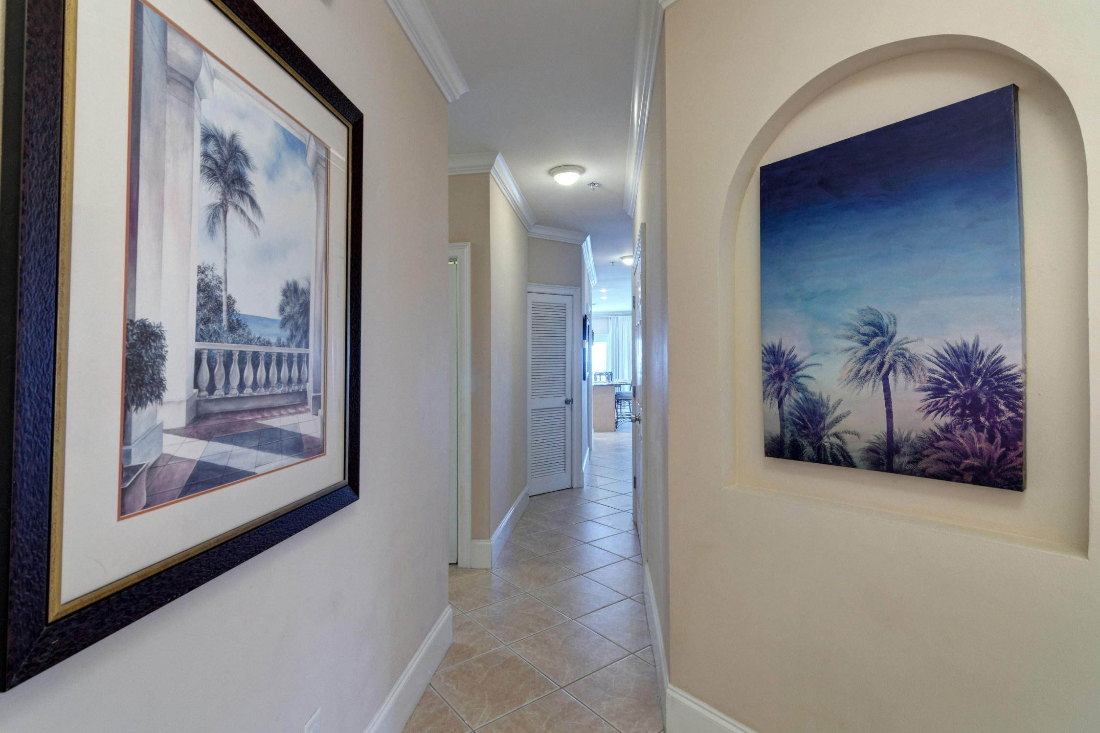 EMERALD SURF VILLAS - Residential