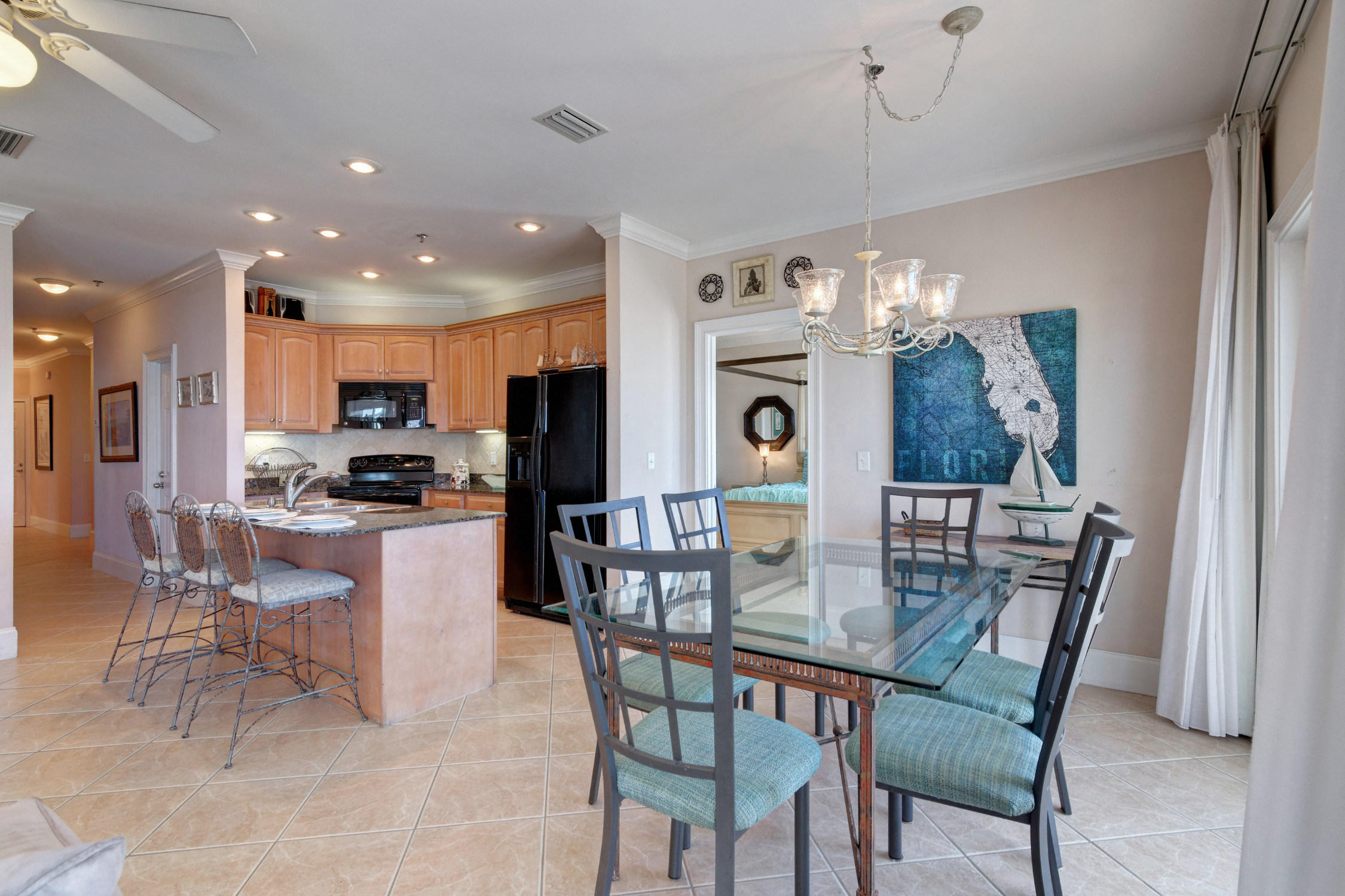 EMERALD SURF VILLAS - Residential