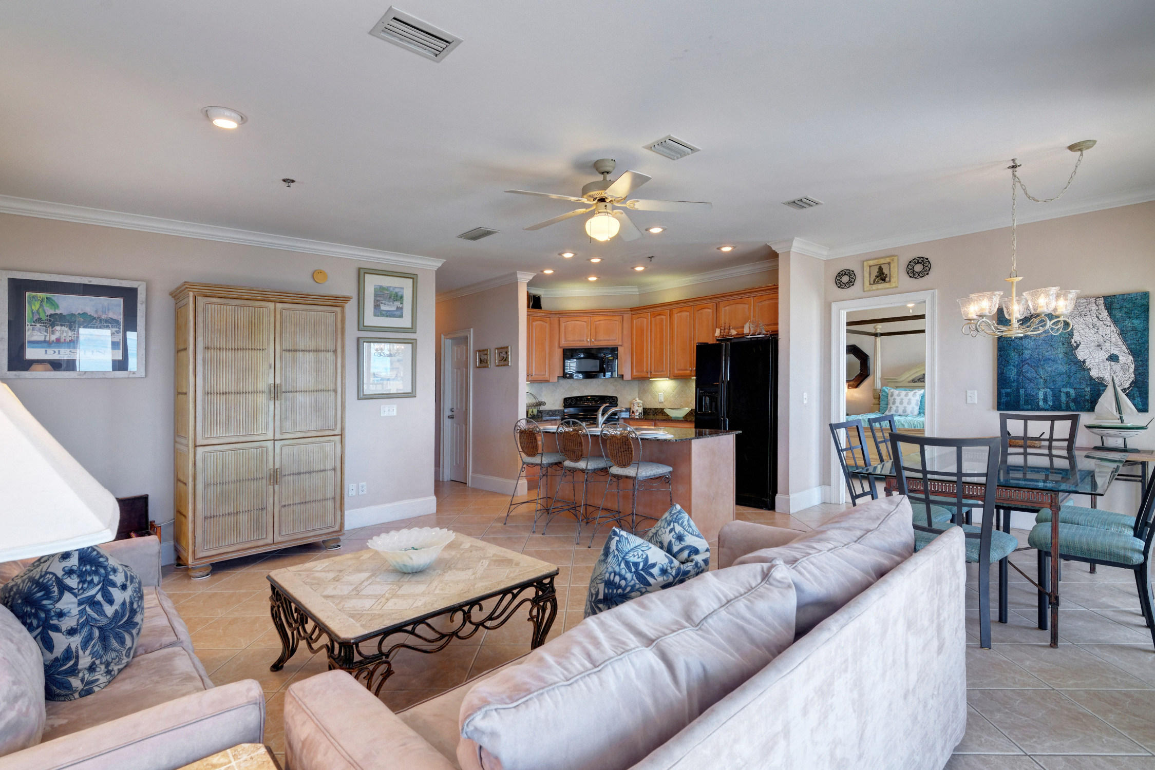 EMERALD SURF VILLAS - Residential