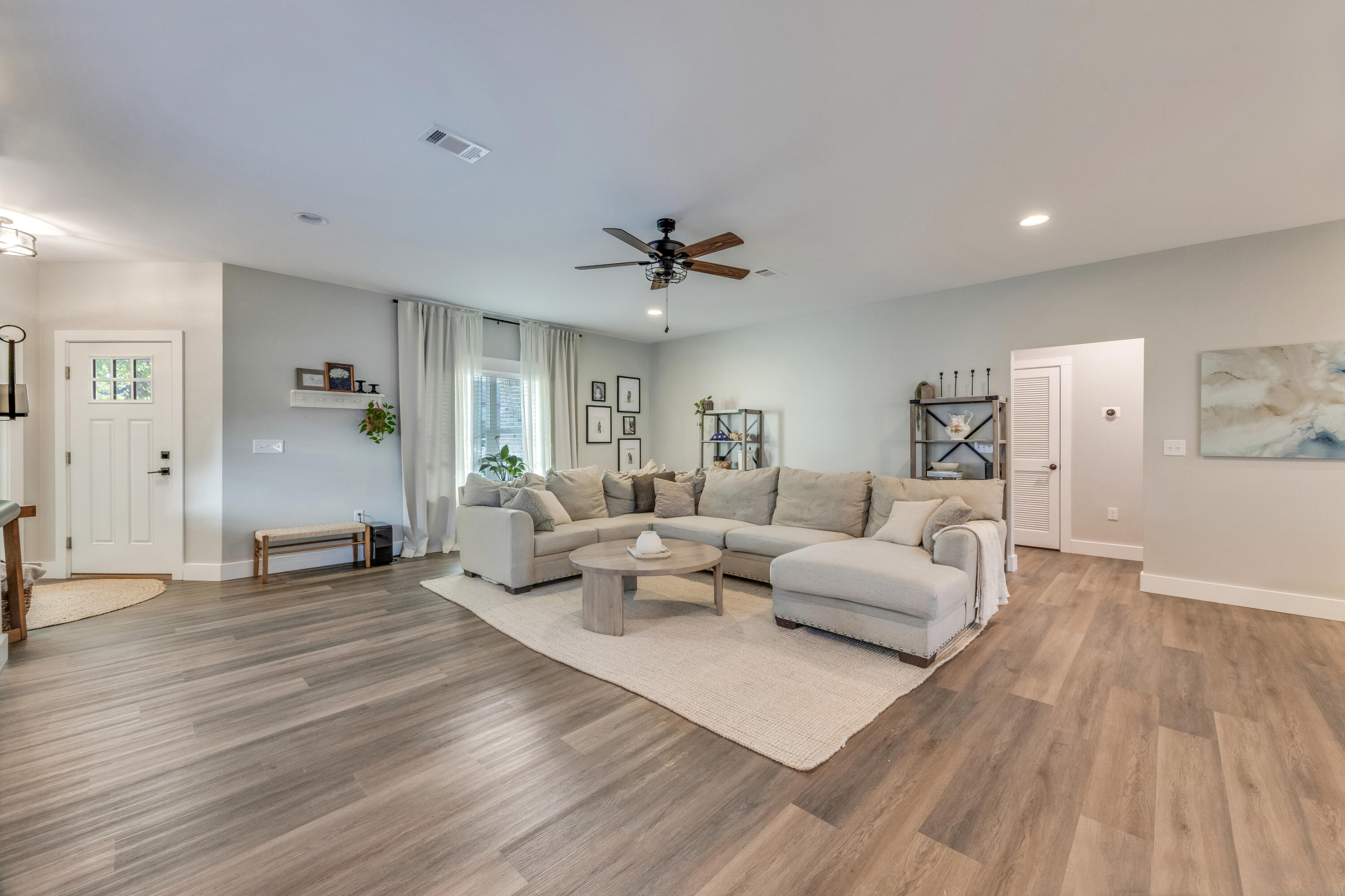 MEIGS S/D NICEVILLE LOT 30 BLK 8 - Residential