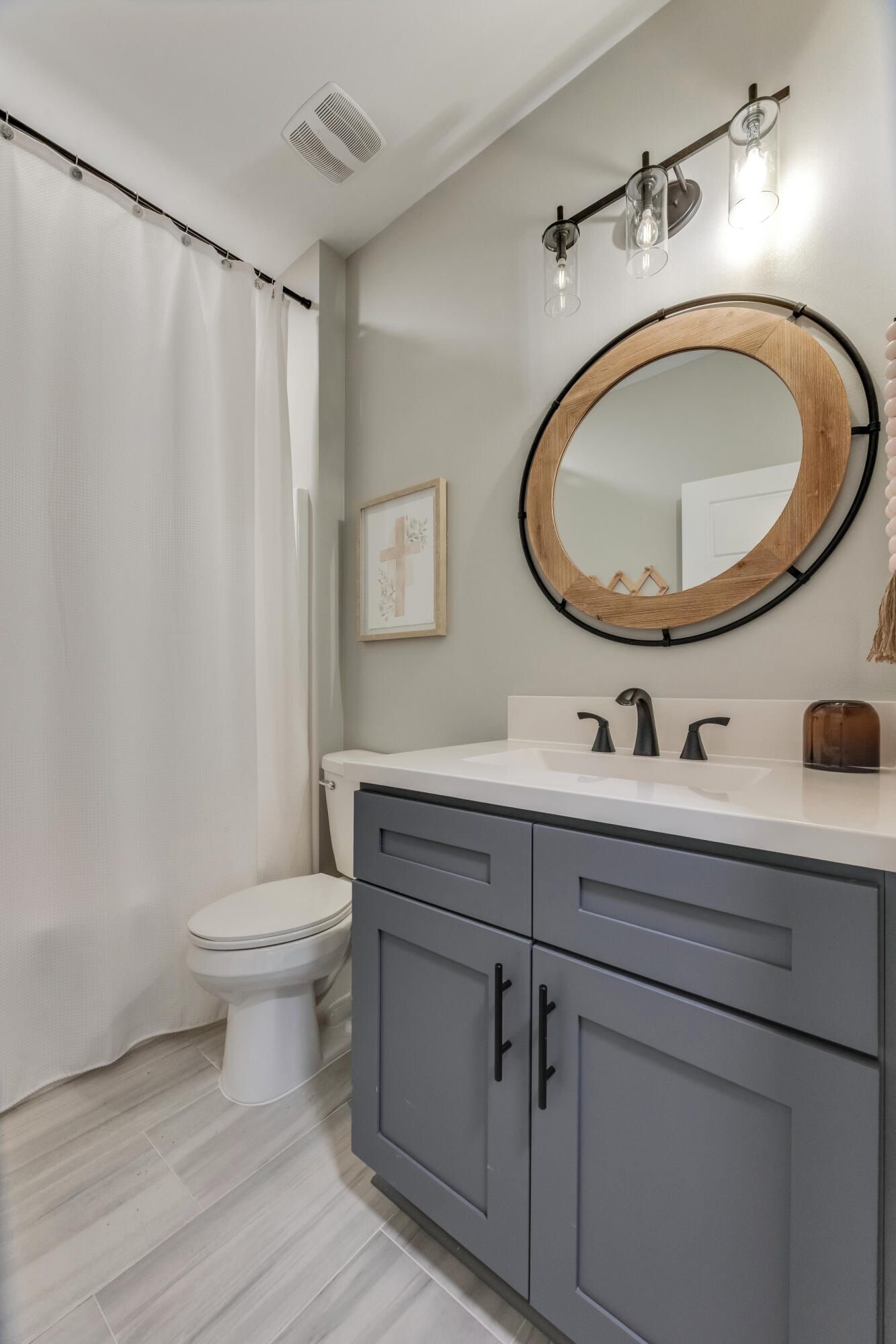 MEIGS S/D NICEVILLE LOT 30 BLK 8 - Residential