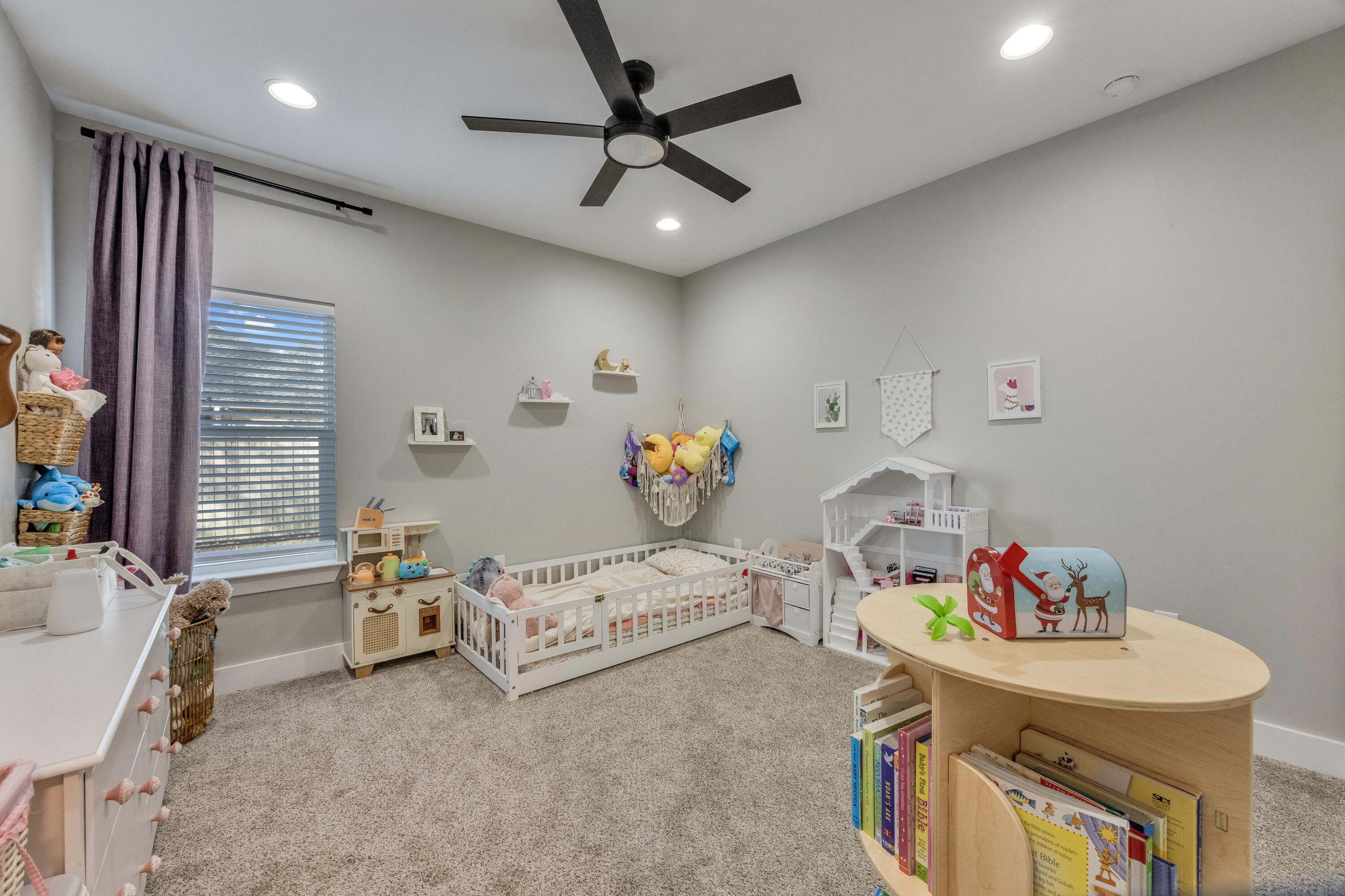 MEIGS S/D NICEVILLE LOT 30 BLK 8 - Residential