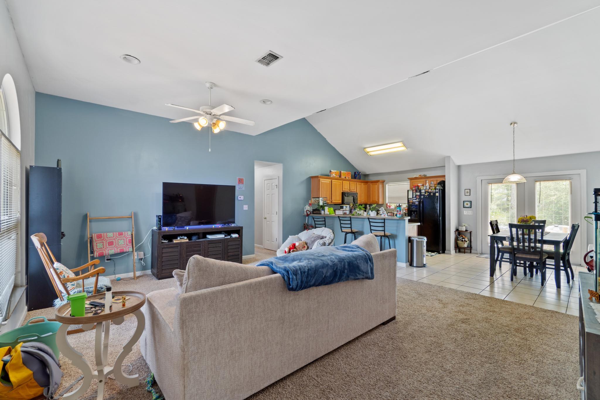 HOLLEY BY THE SEA - Residential