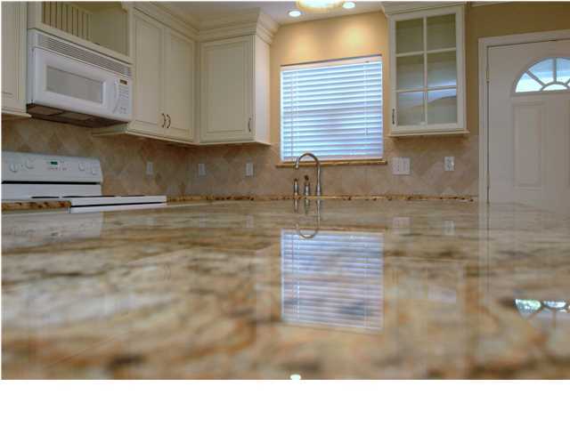 SUMMER HAVEN NORTH T/H - Residential