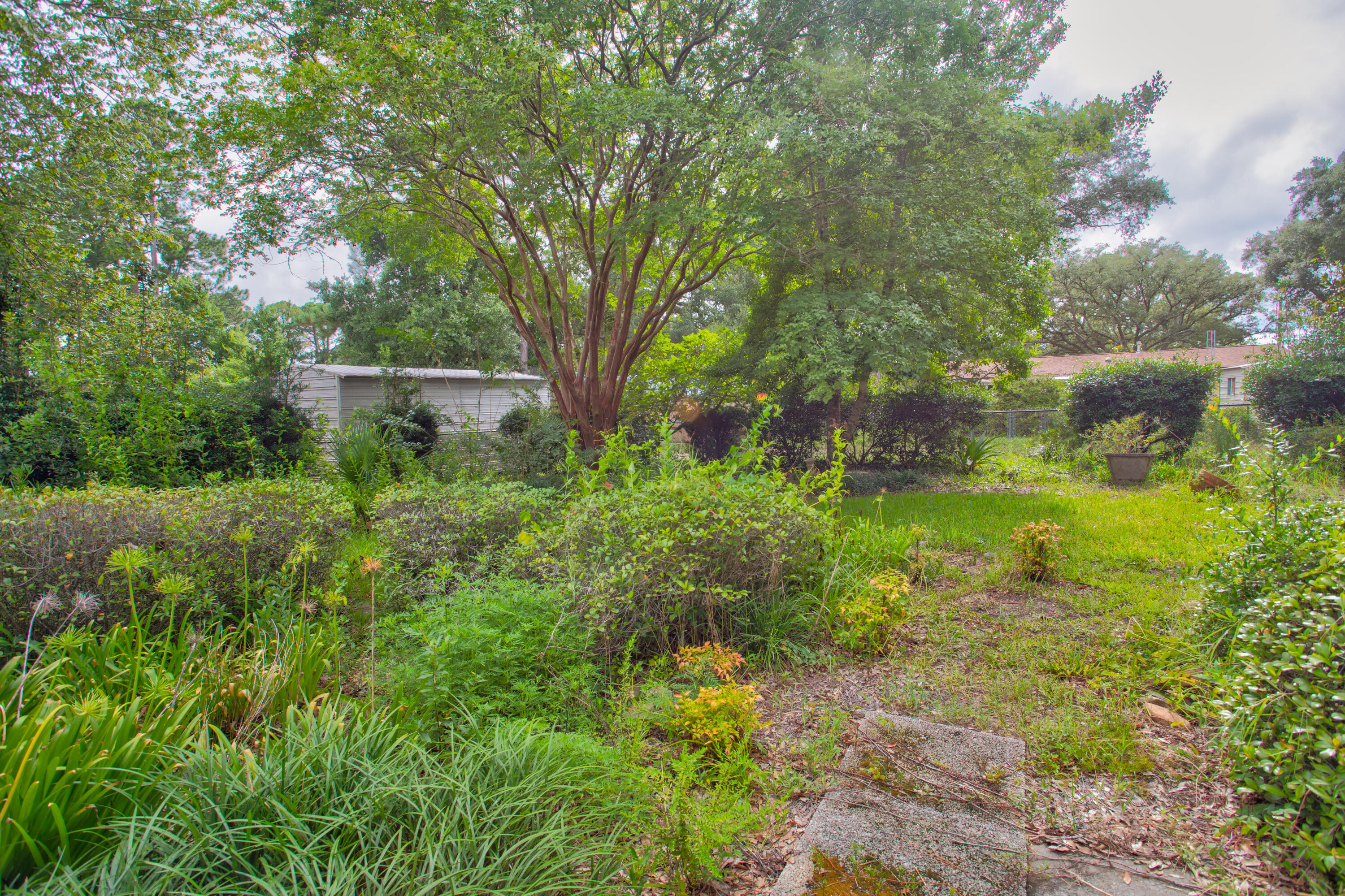 FIELD S/D 1ST ADDN - Residential