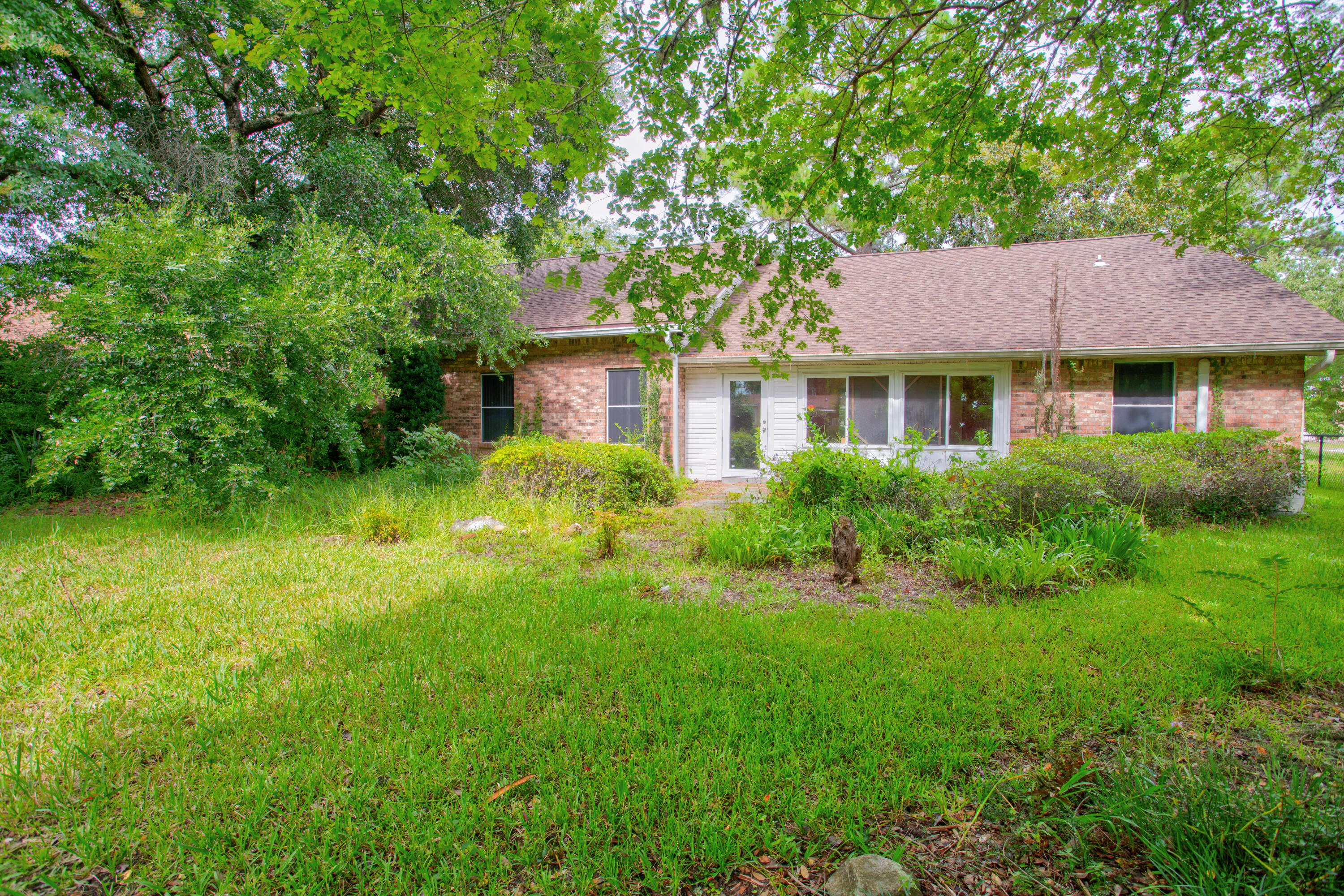 FIELD S/D 1ST ADDN - Residential