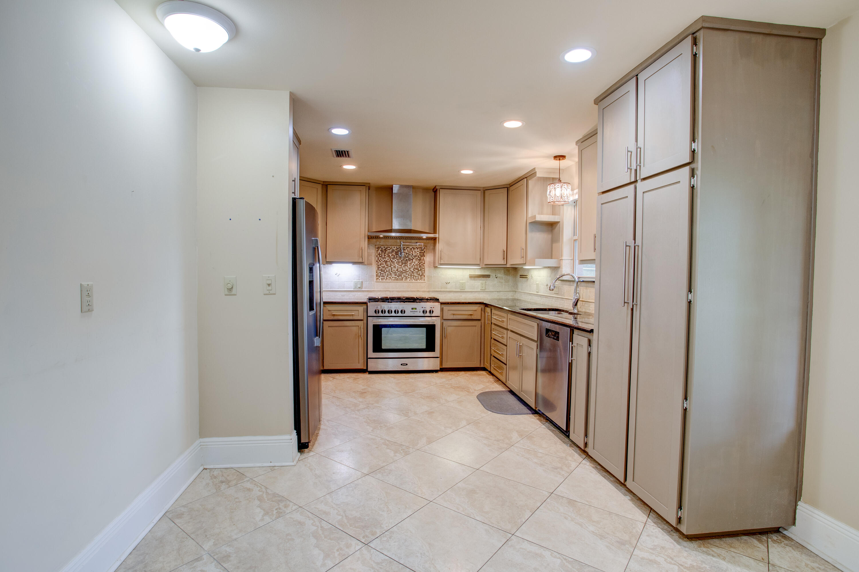FIELD S/D 1ST ADDN - Residential