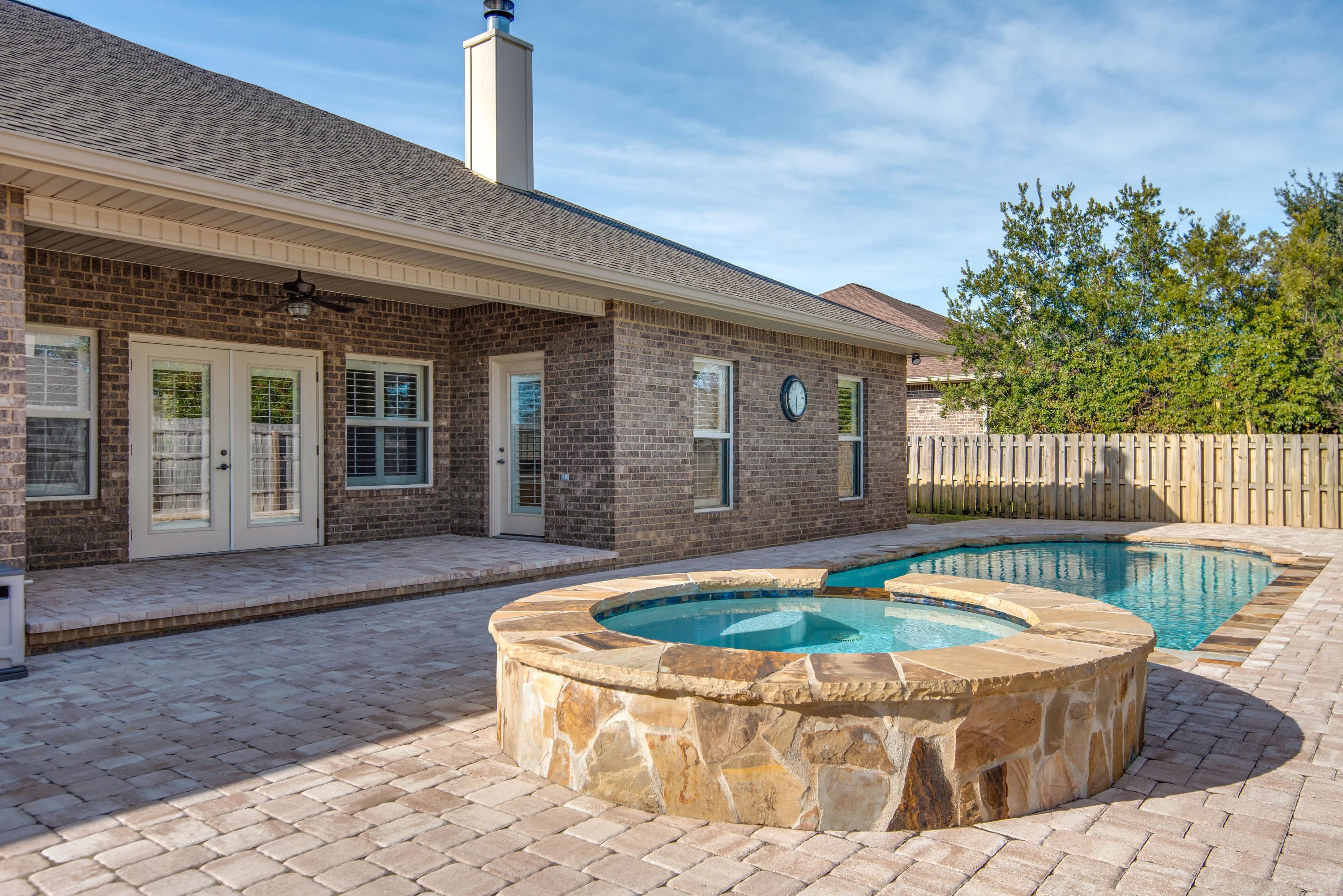 HERITAGE PARK - Residential