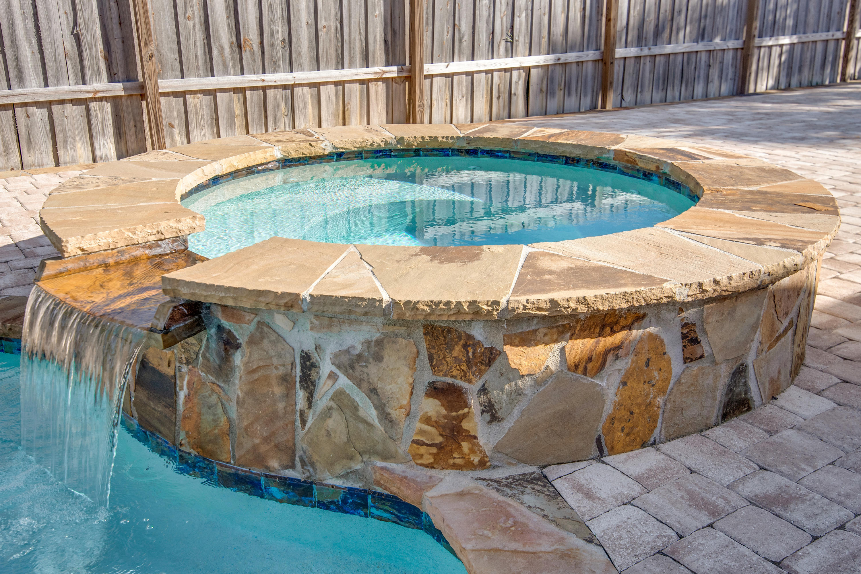 HERITAGE PARK - Residential