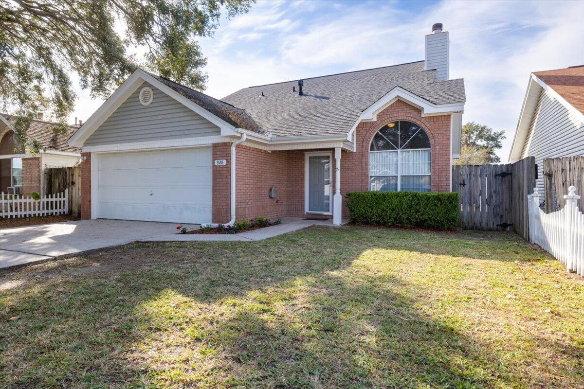 ROANOKE VILLAGE S/D - Residential