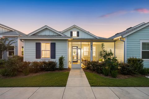 Photo of 8654 Coral Reef Way, Panama City Beach, FL 32413 (MLS # 980043) Photo of 8654 Coral Reef Way, Panama City Beach, FL 32413 (MLS # 980043)