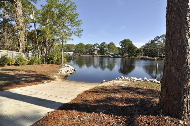 CARSON OAKS - Residential